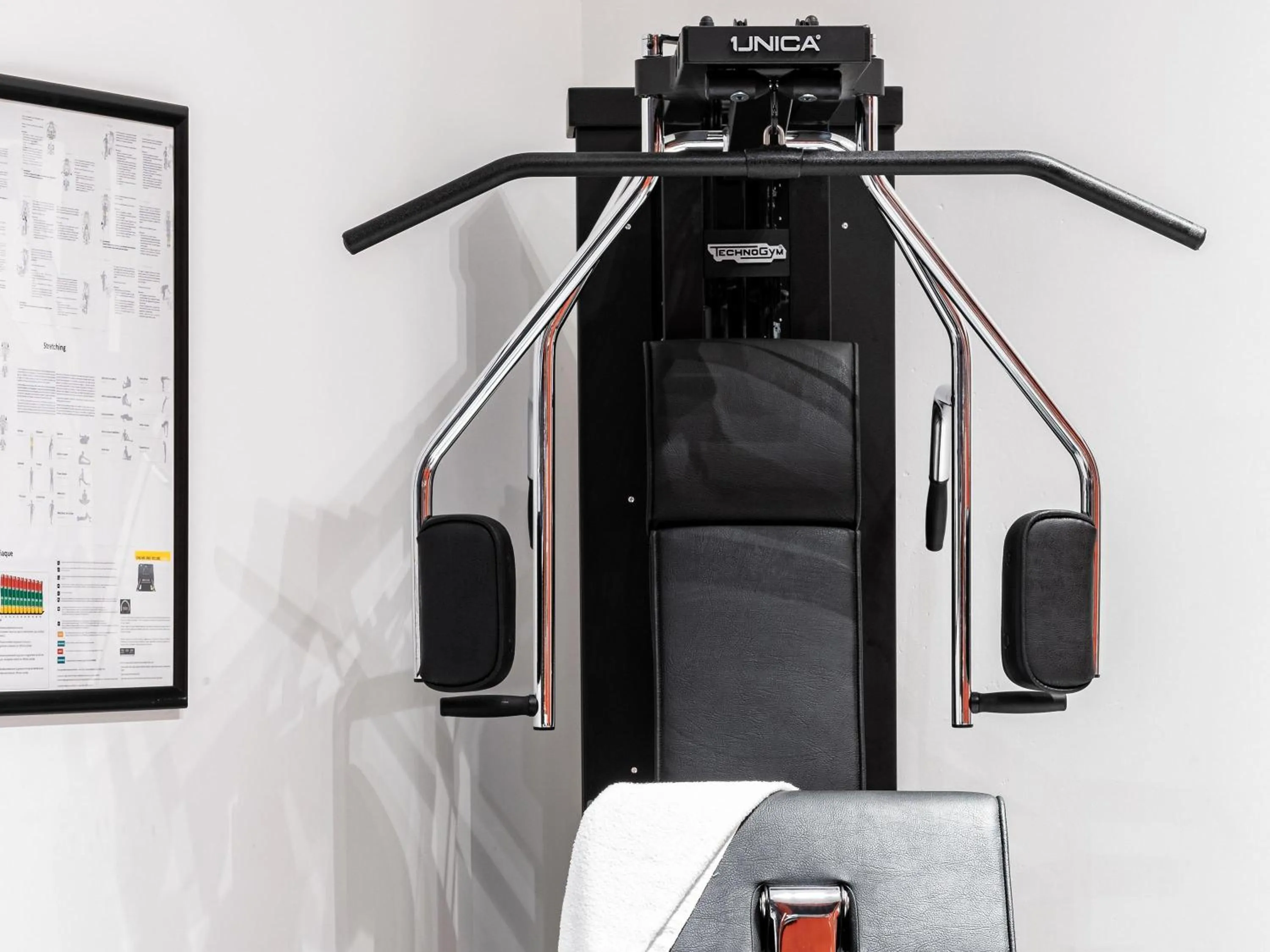 Fitness centre/facilities in Mercure Compiègne Sud