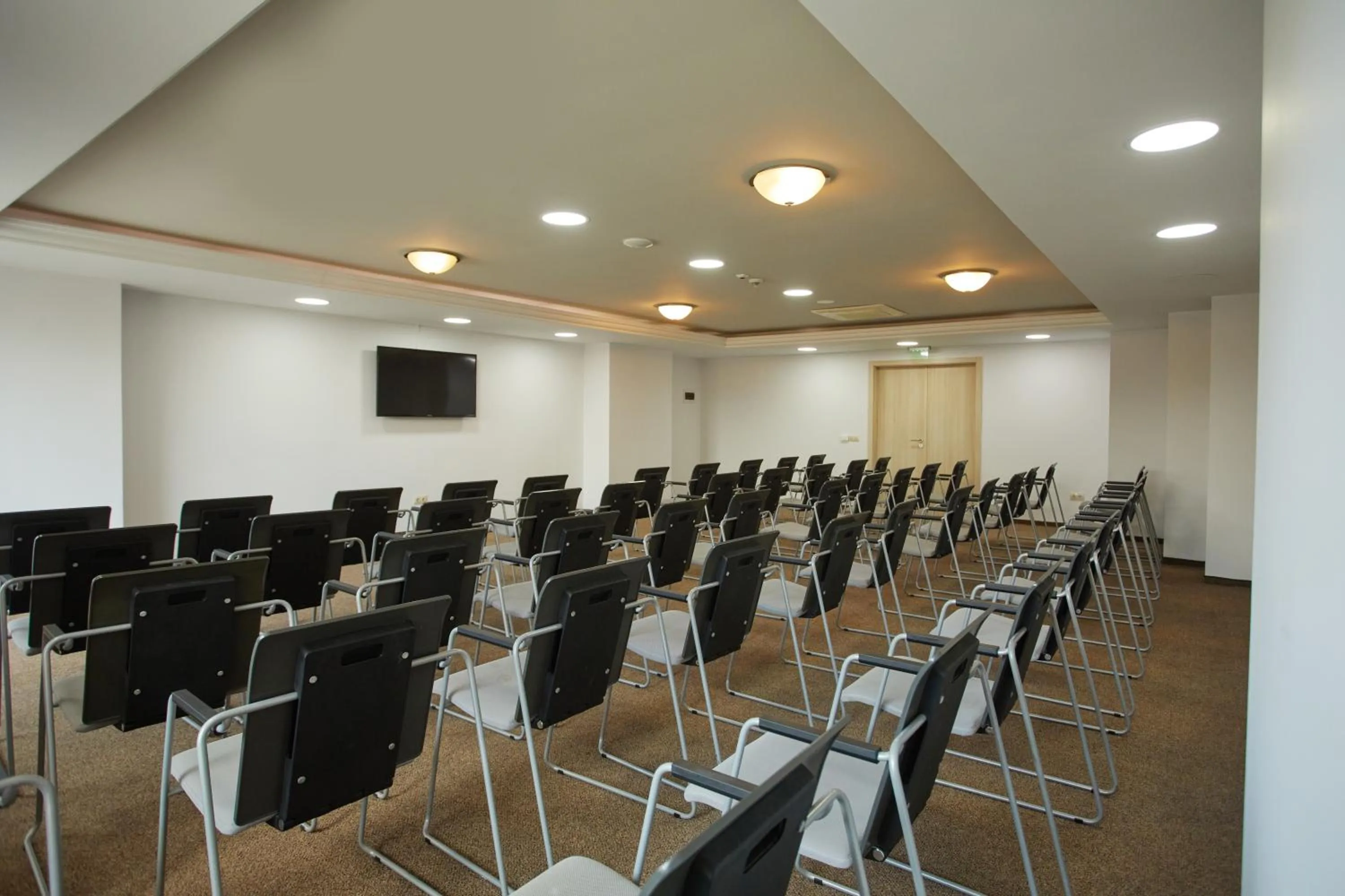 Business facilities in Dreams Sunny Beach Resort and Spa - Premium All Inclusive