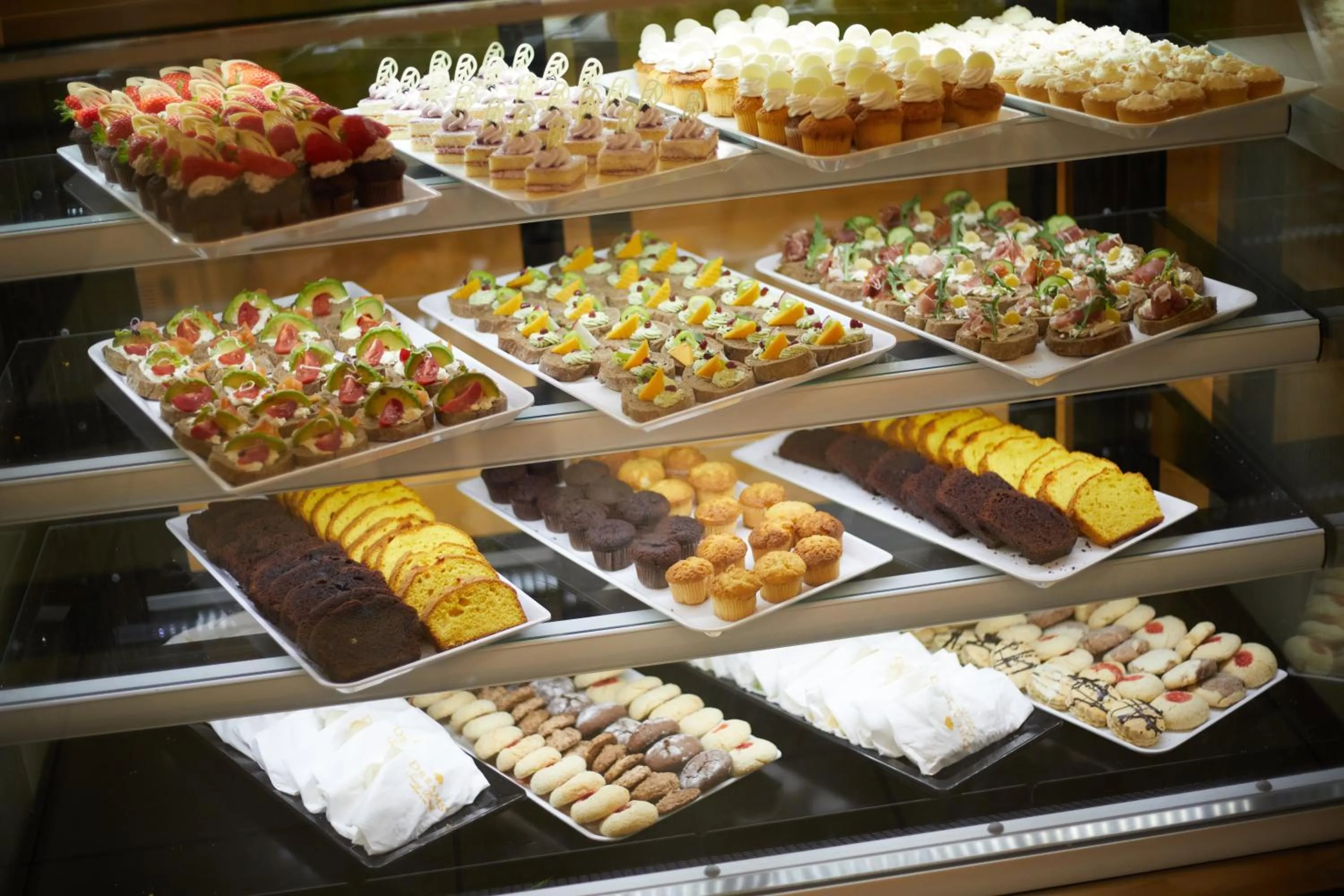 Food and drinks in Dreams Sunny Beach Resort and Spa - Premium All Inclusive