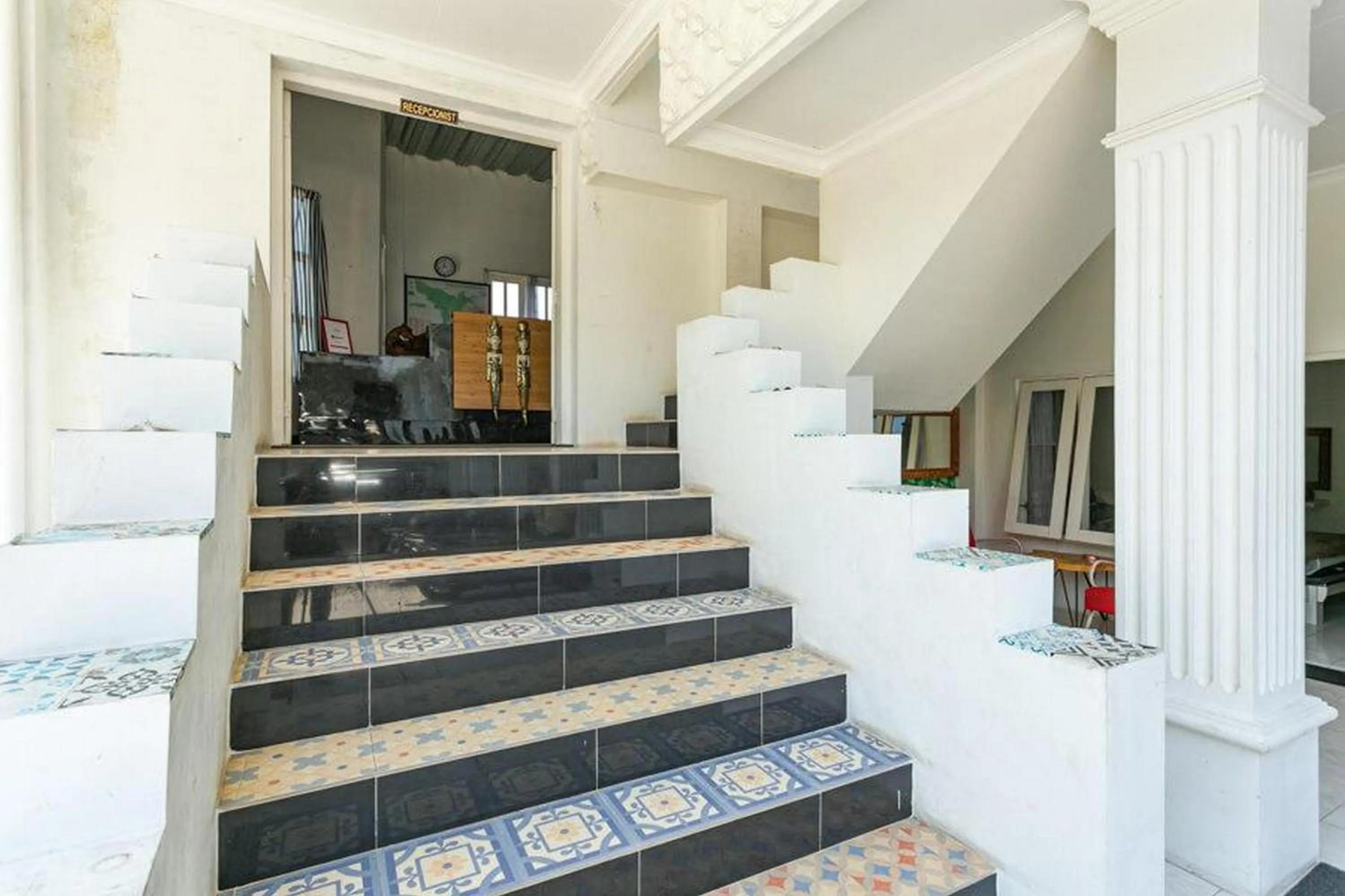 Property building in RedDoorz near Grojogan Sewu Tawangmangu