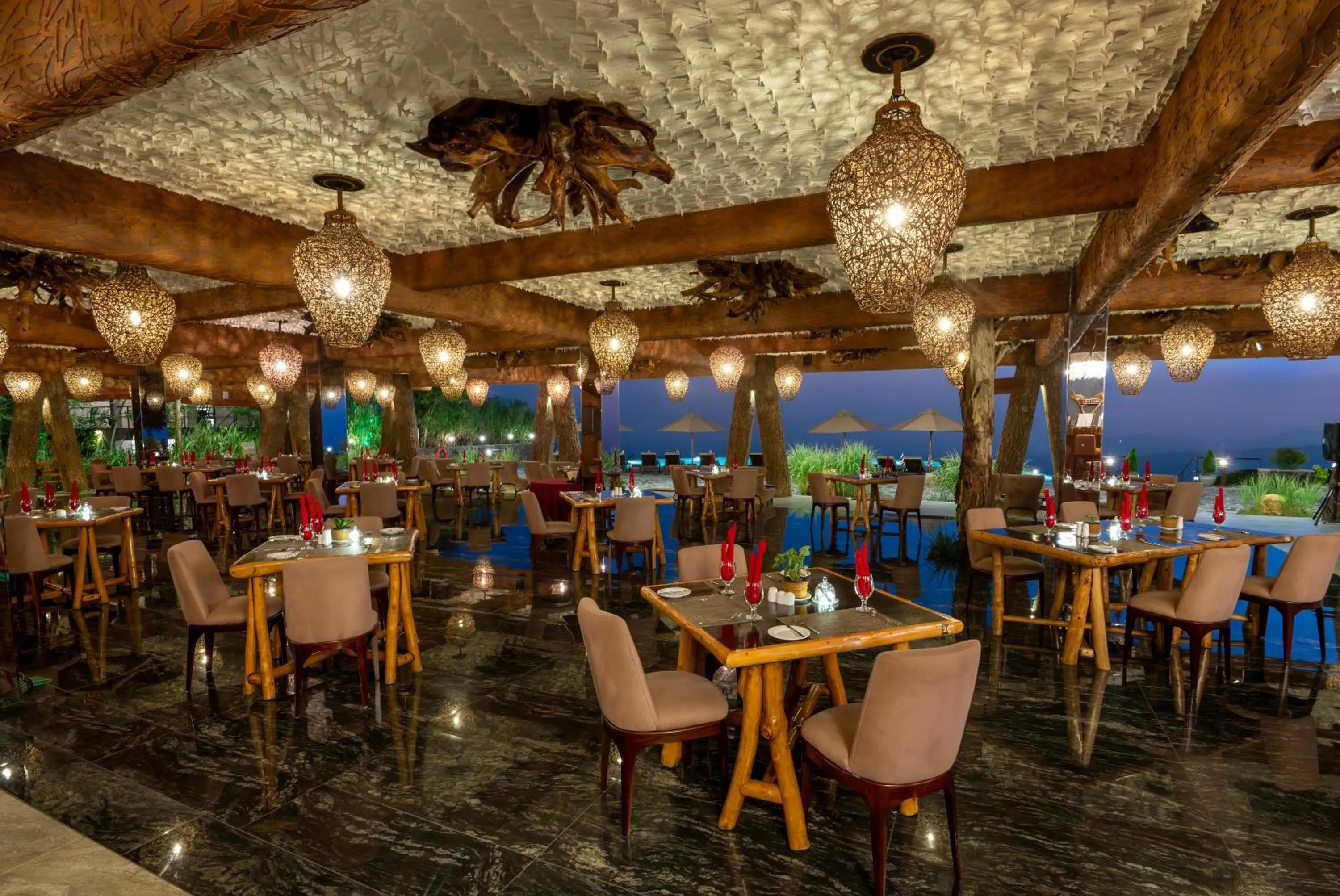 Restaurant/places to eat in Dream Cliff Mountain Resort