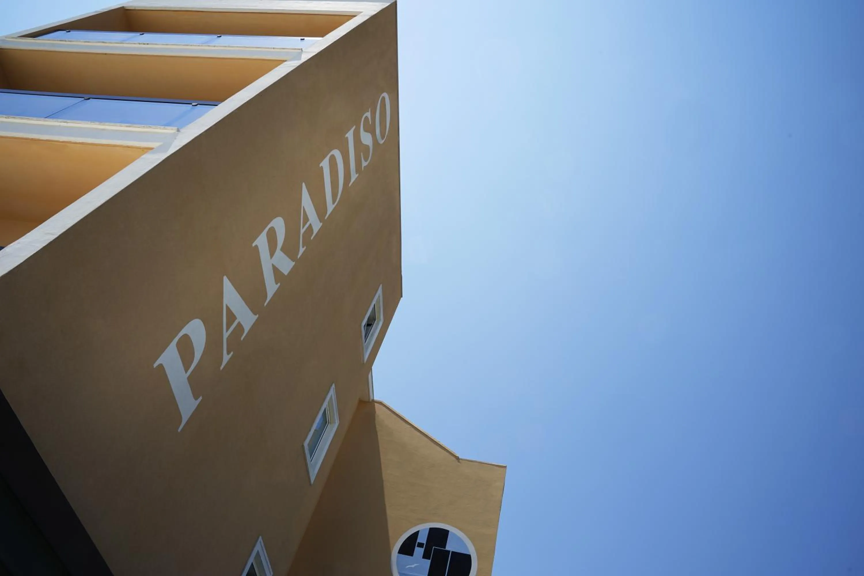 Hotel Paradiso