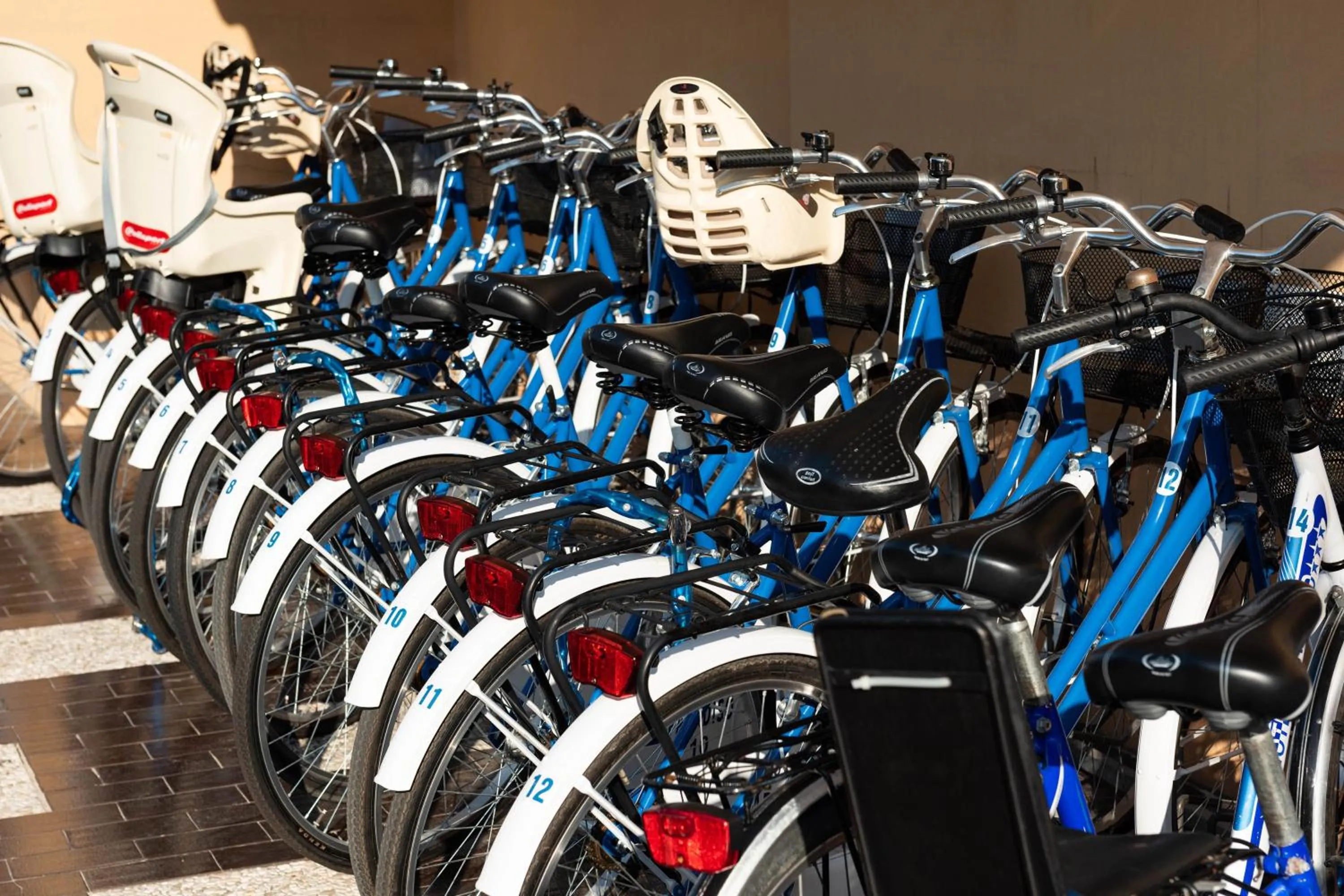 Cycling in Hotel Paradiso