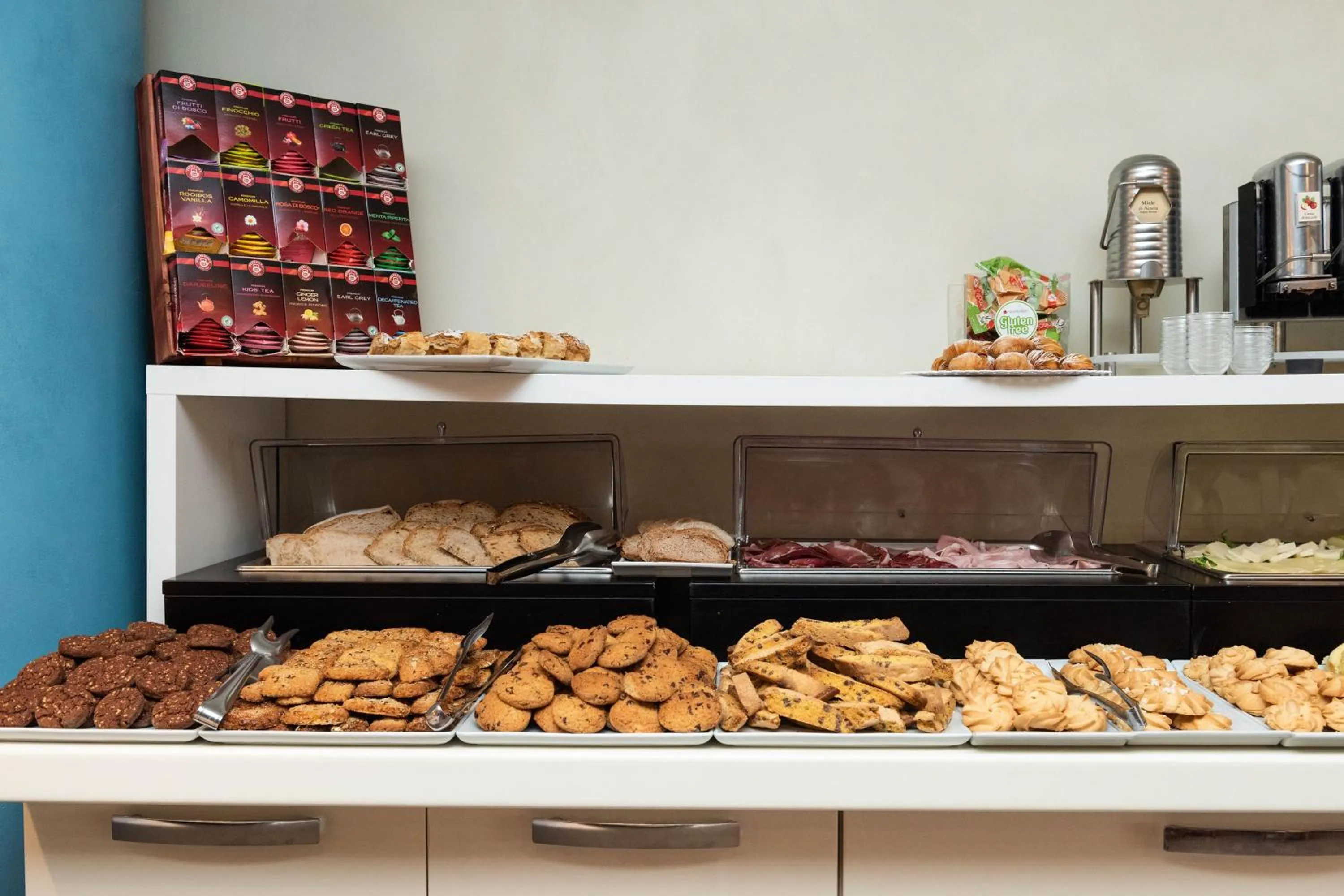 Breakfast in Hotel Paradiso