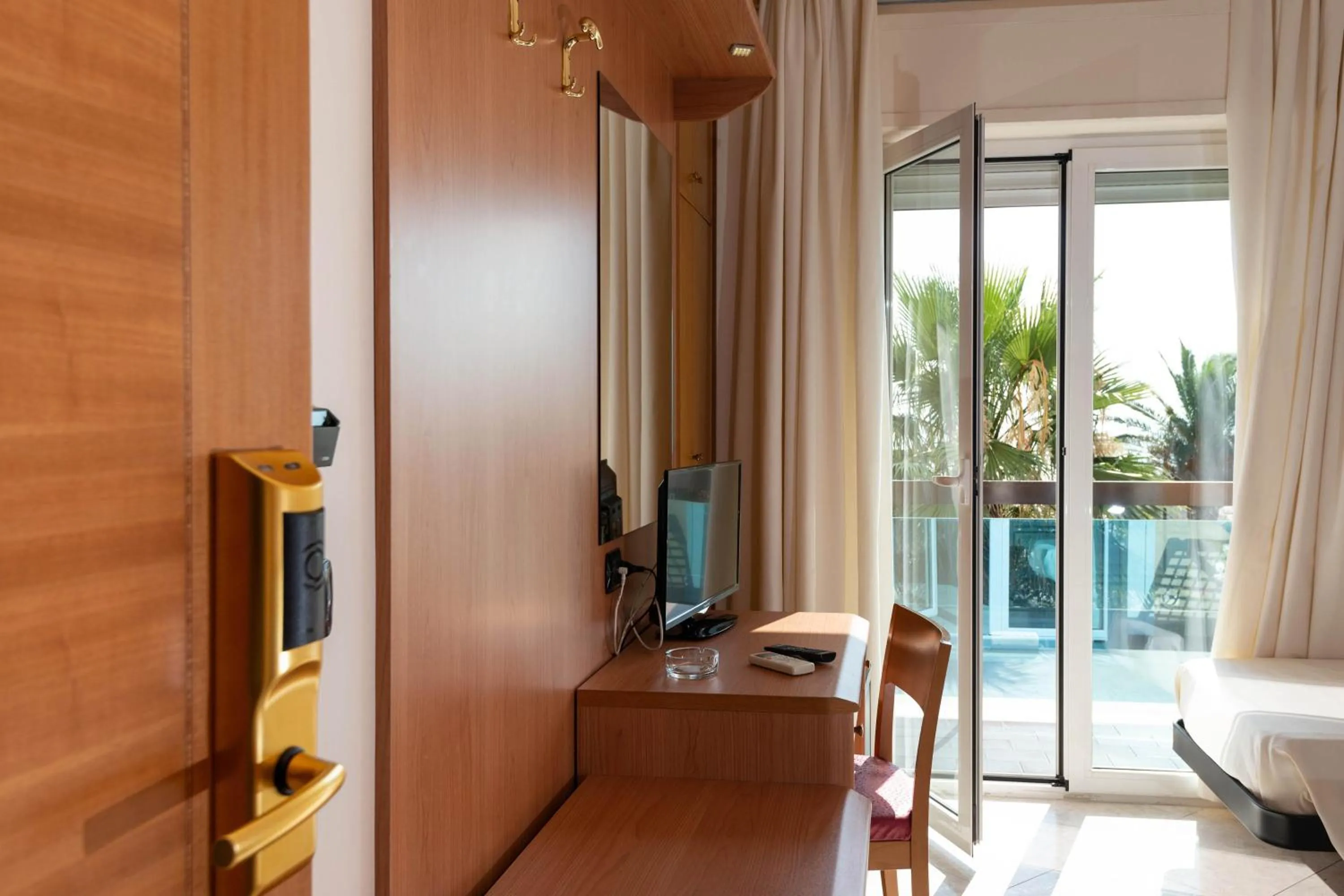 Bedroom in Hotel Paradiso