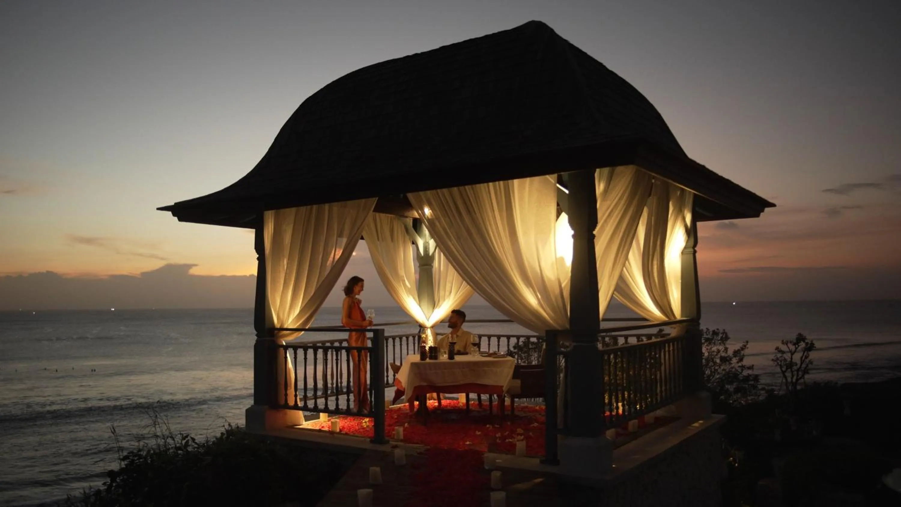 Dining area in Jumeirah Bali