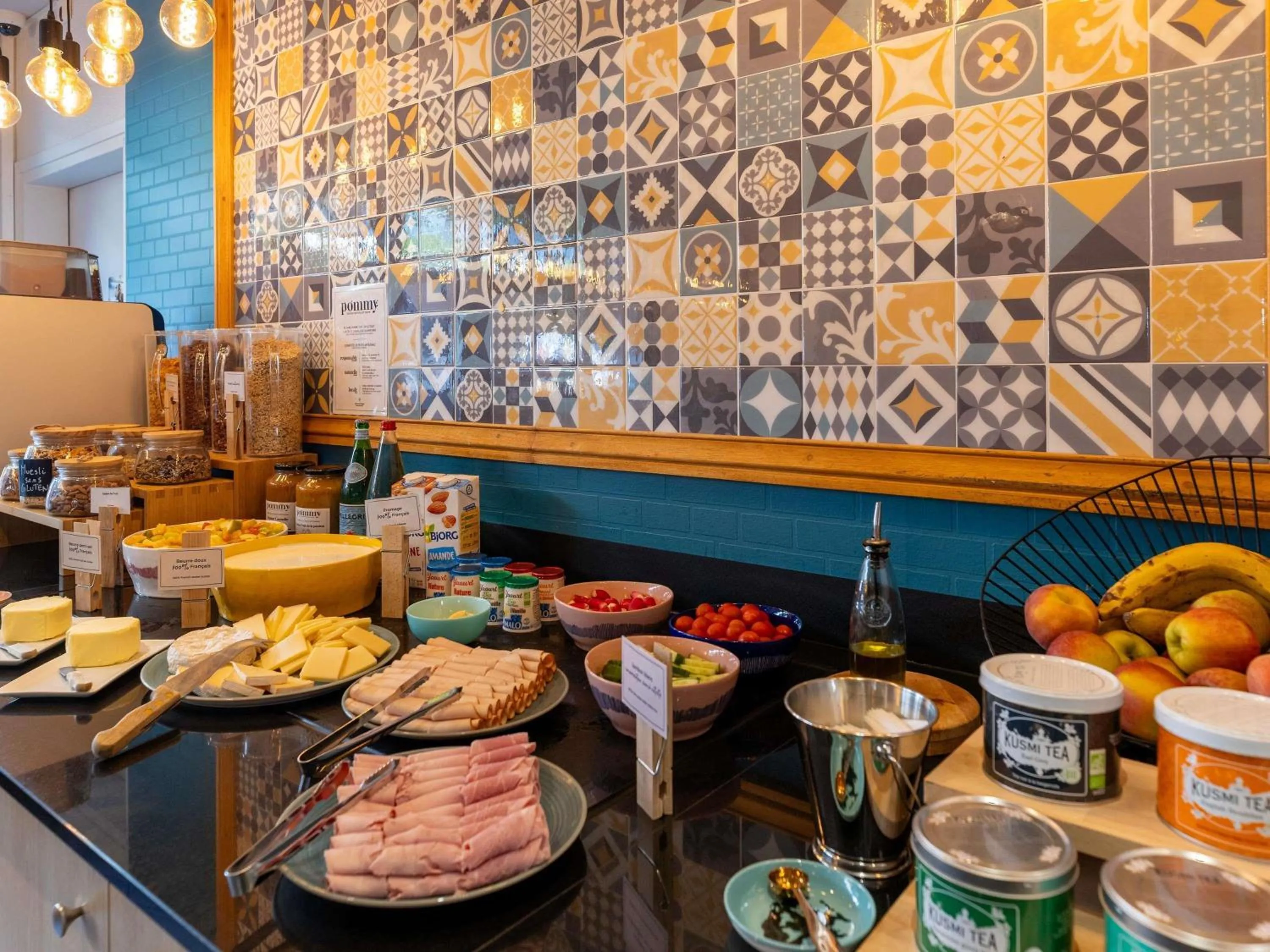 Breakfast in Novotel Suites Paris Stade de France