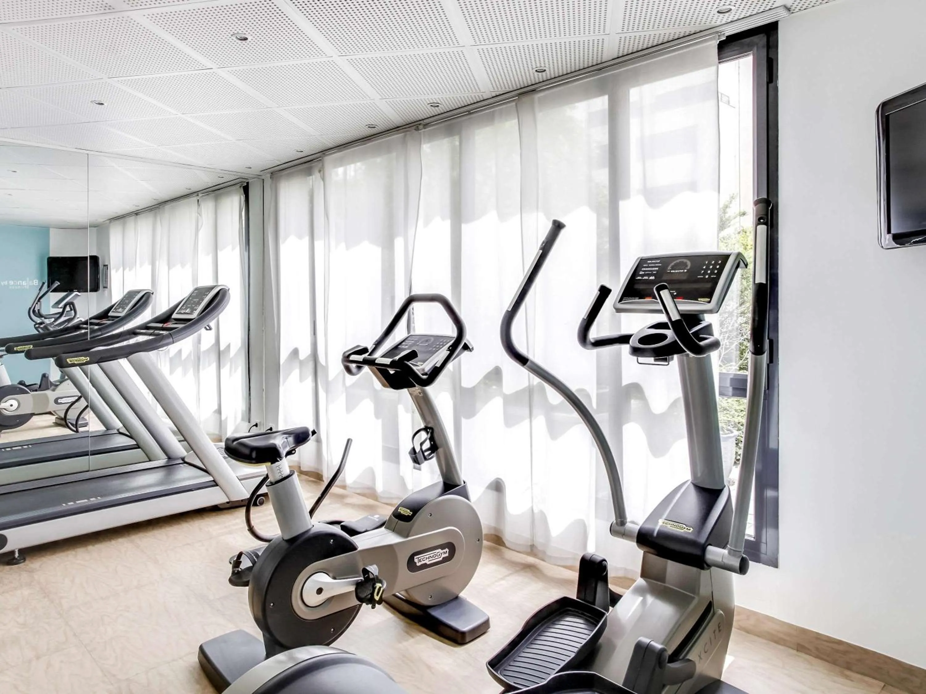 Fitness centre/facilities in Novotel Suites Paris Stade de France
