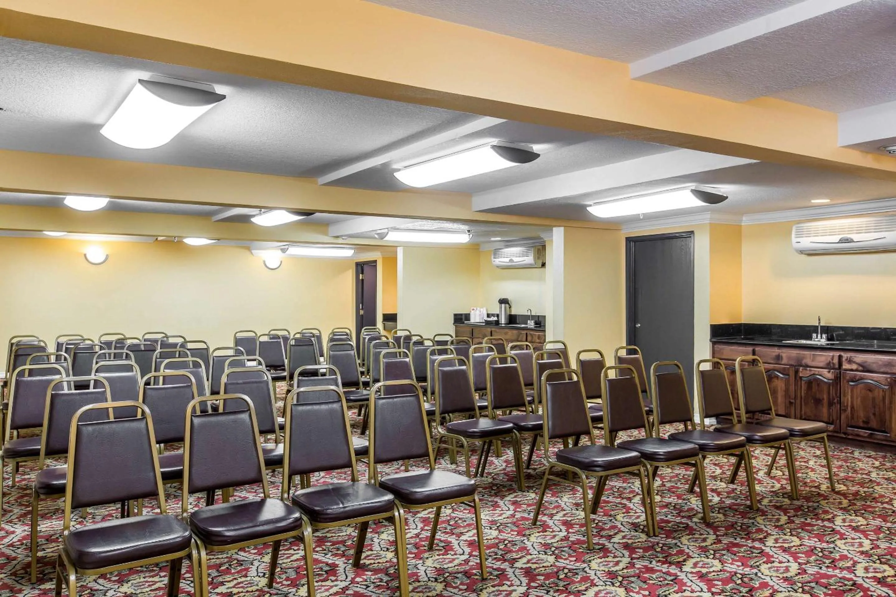 Meeting/conference room in Quality Inn & Suites Bell Gardens-Los Angeles