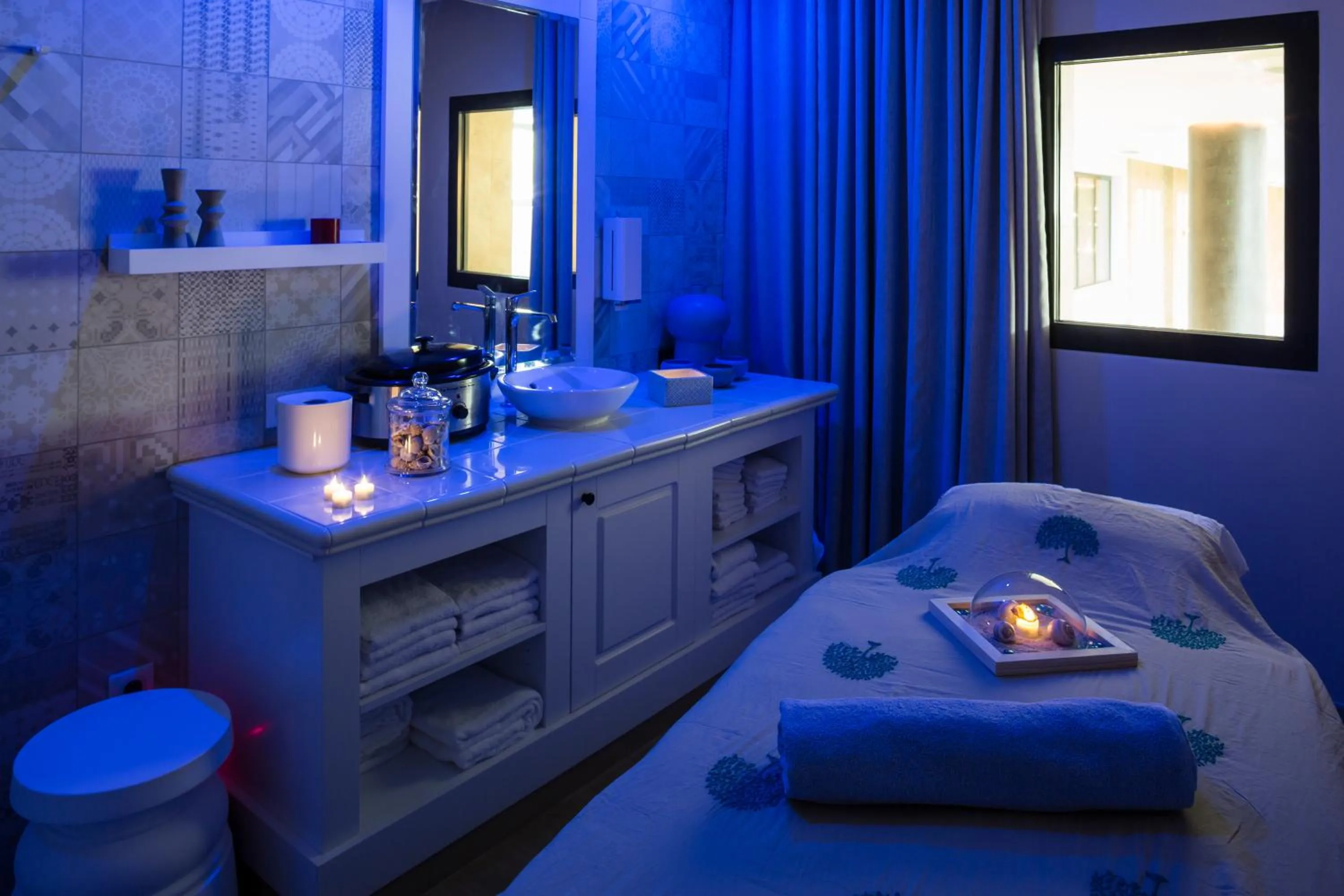 Massage, Bed in Thalazur Arcachon