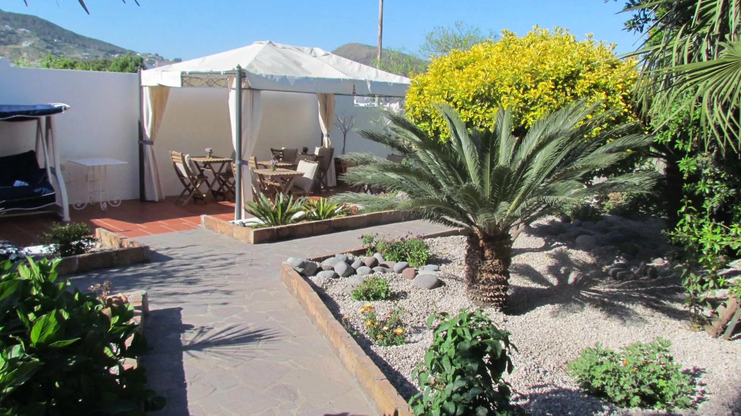 Patio in B&B Il Cappero