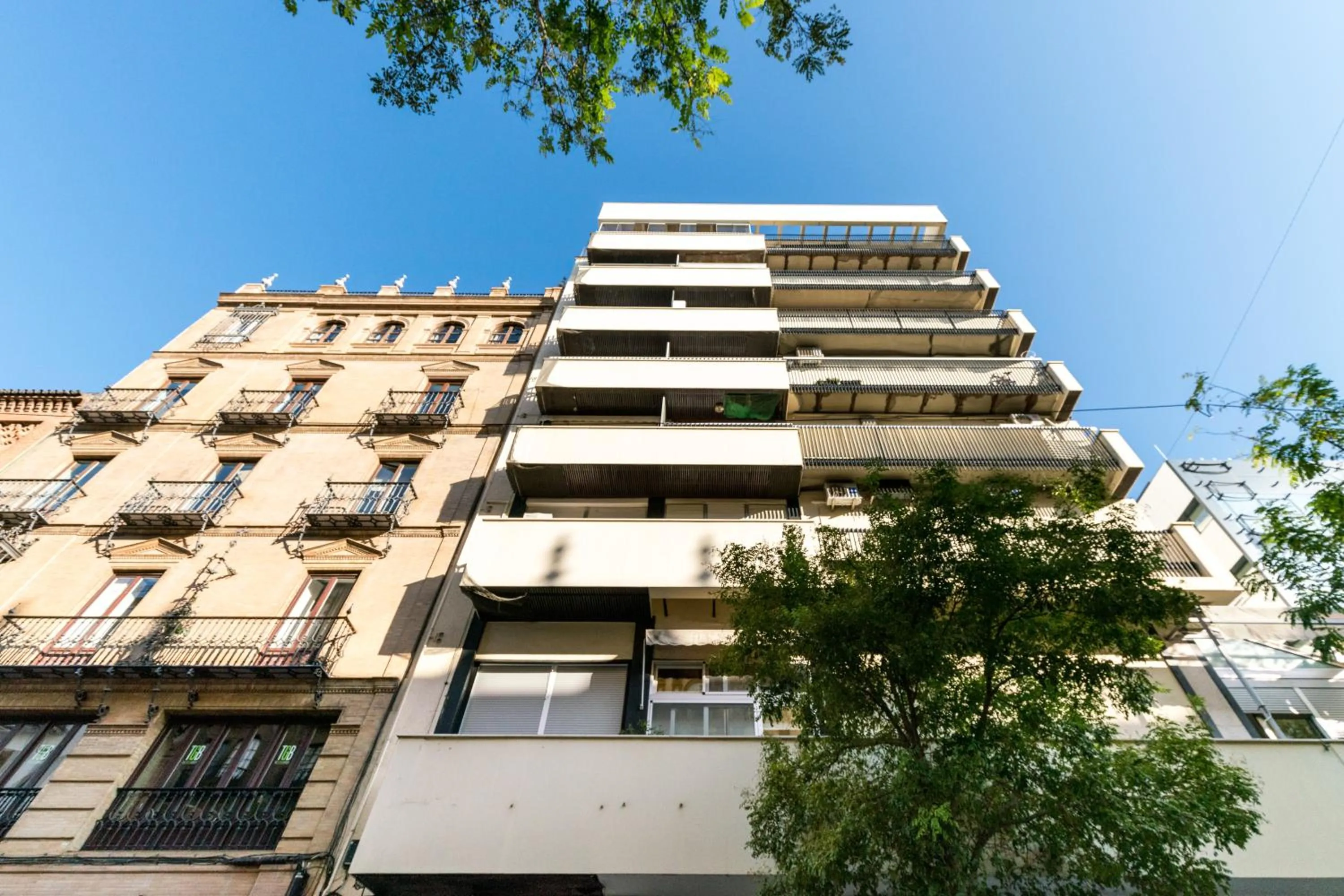 Property building in Holi-Rent Martin Villa