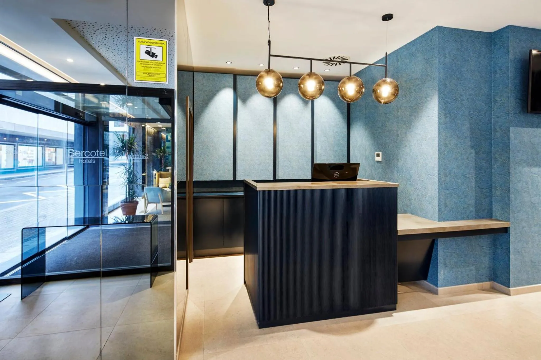 Lobby or reception in Sercotel Ayala