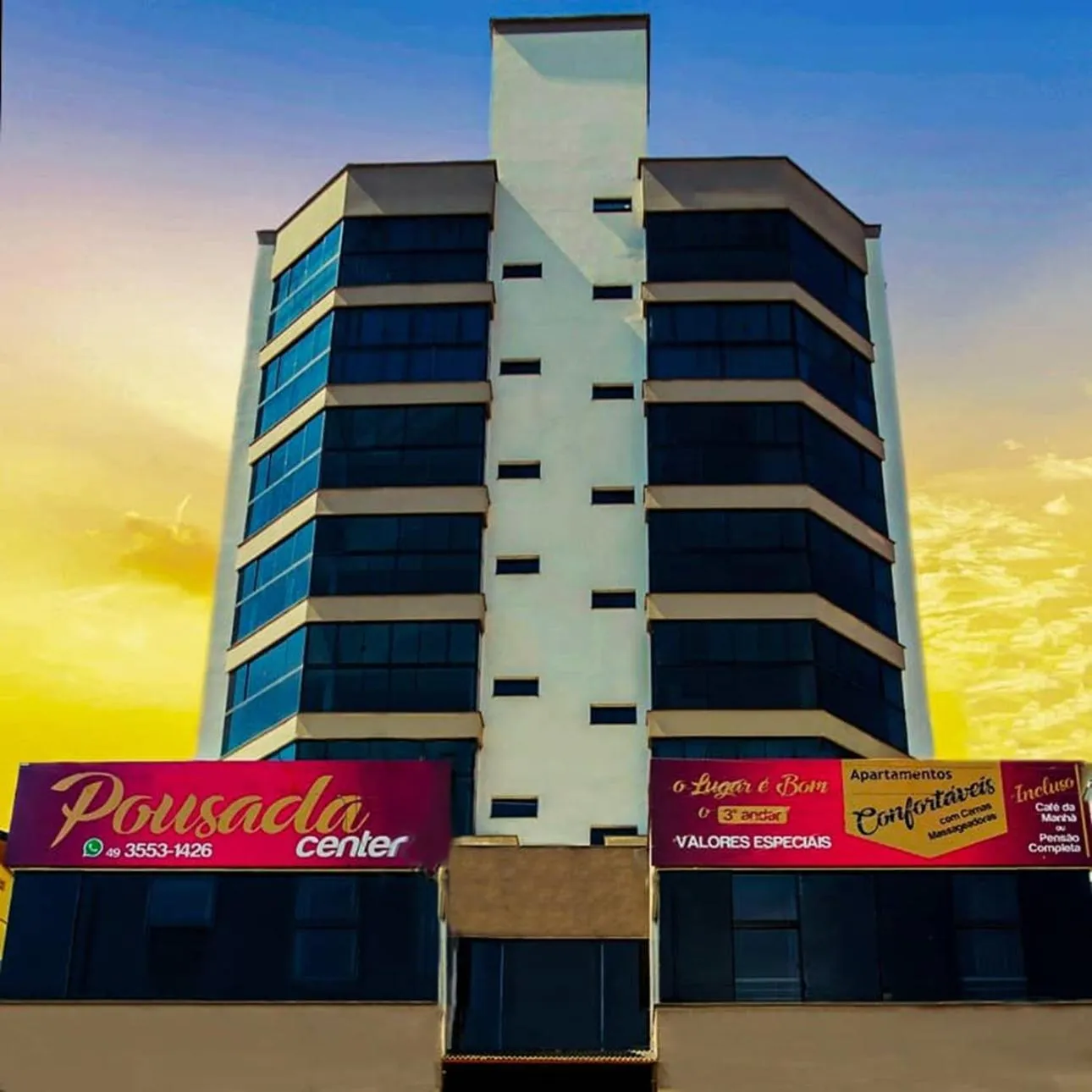 Facade/entrance in Pousada Center