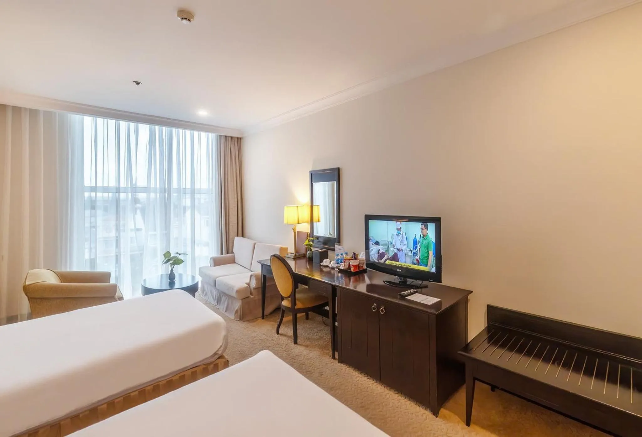 Bedroom, Bed in La Sapinette Hotel Dalat