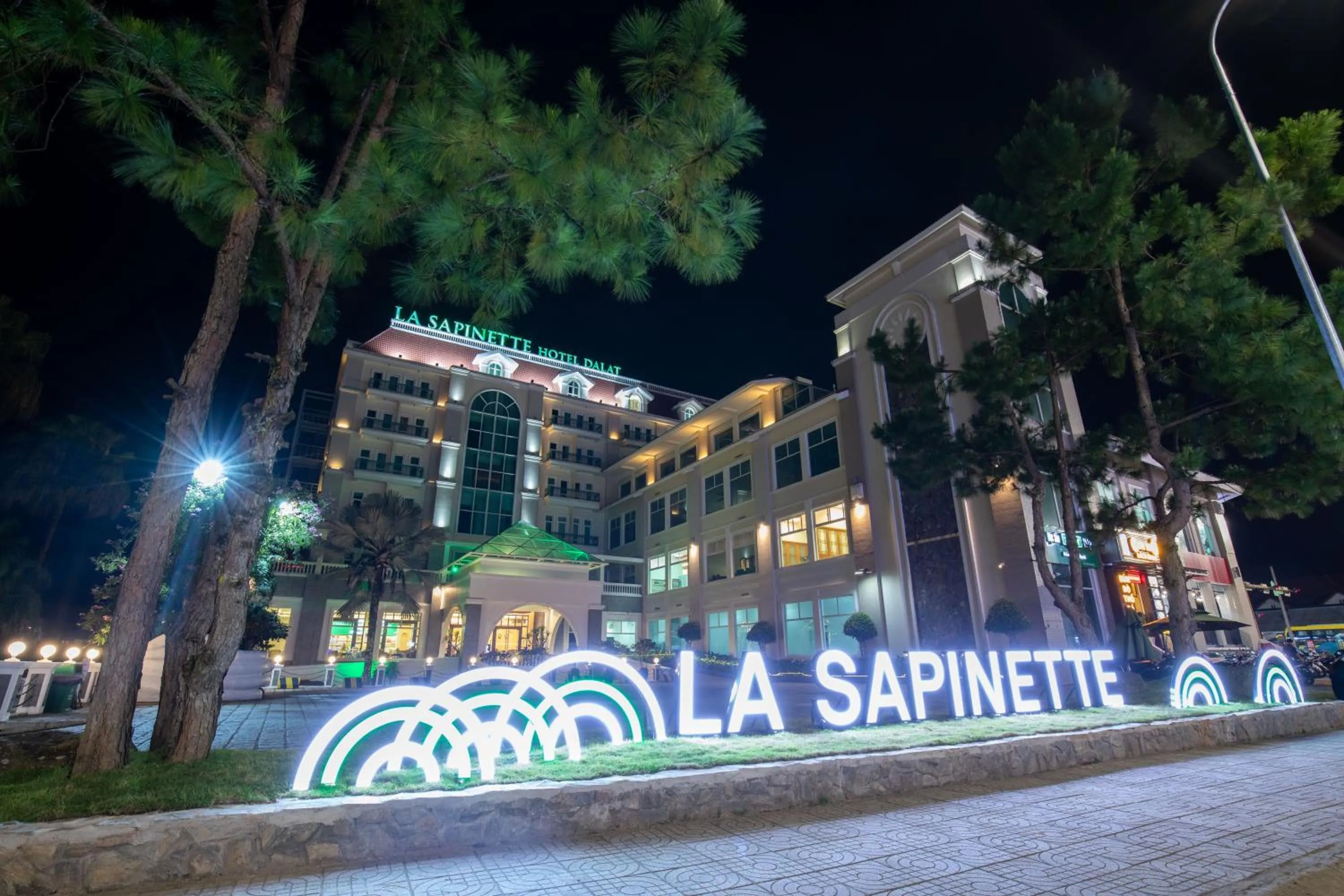 Property building in La Sapinette Hotel Dalat