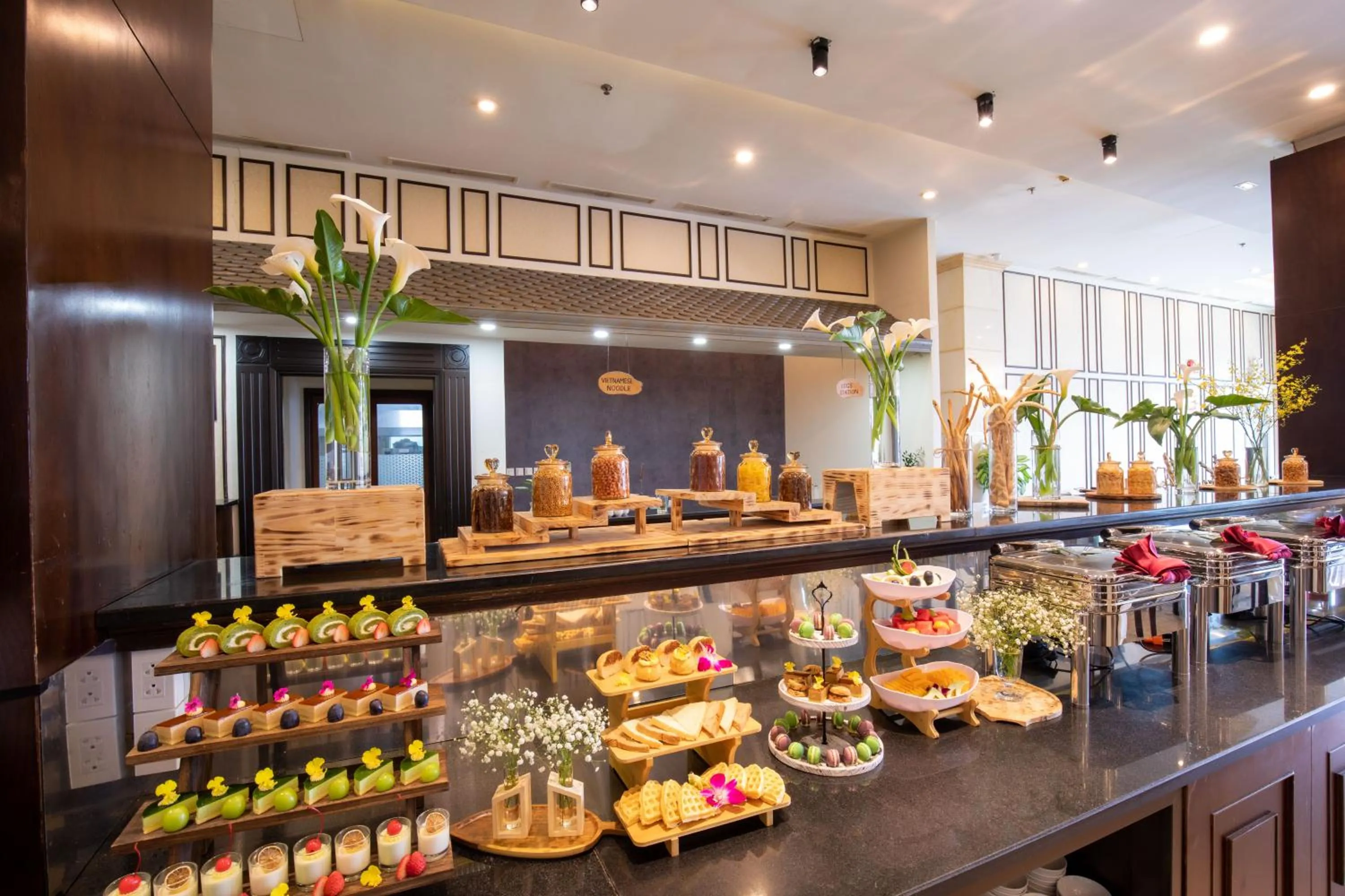 Buffet breakfast in La Sapinette Hotel Dalat