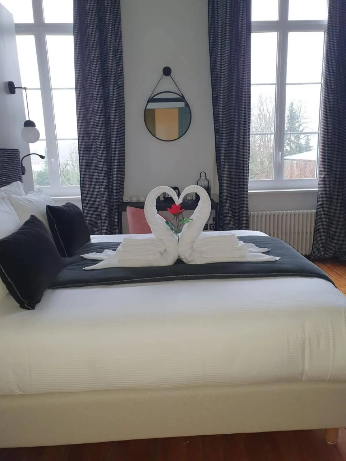 Bedroom, Bed in VILLA VARENTIA