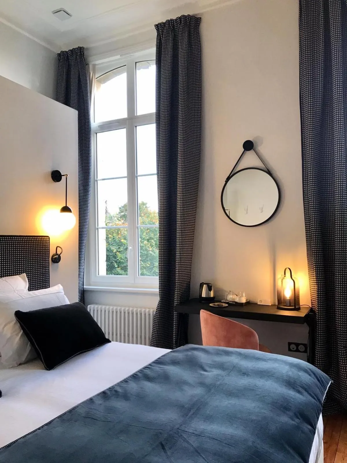 Bedroom, Bed in VILLA VARENTIA