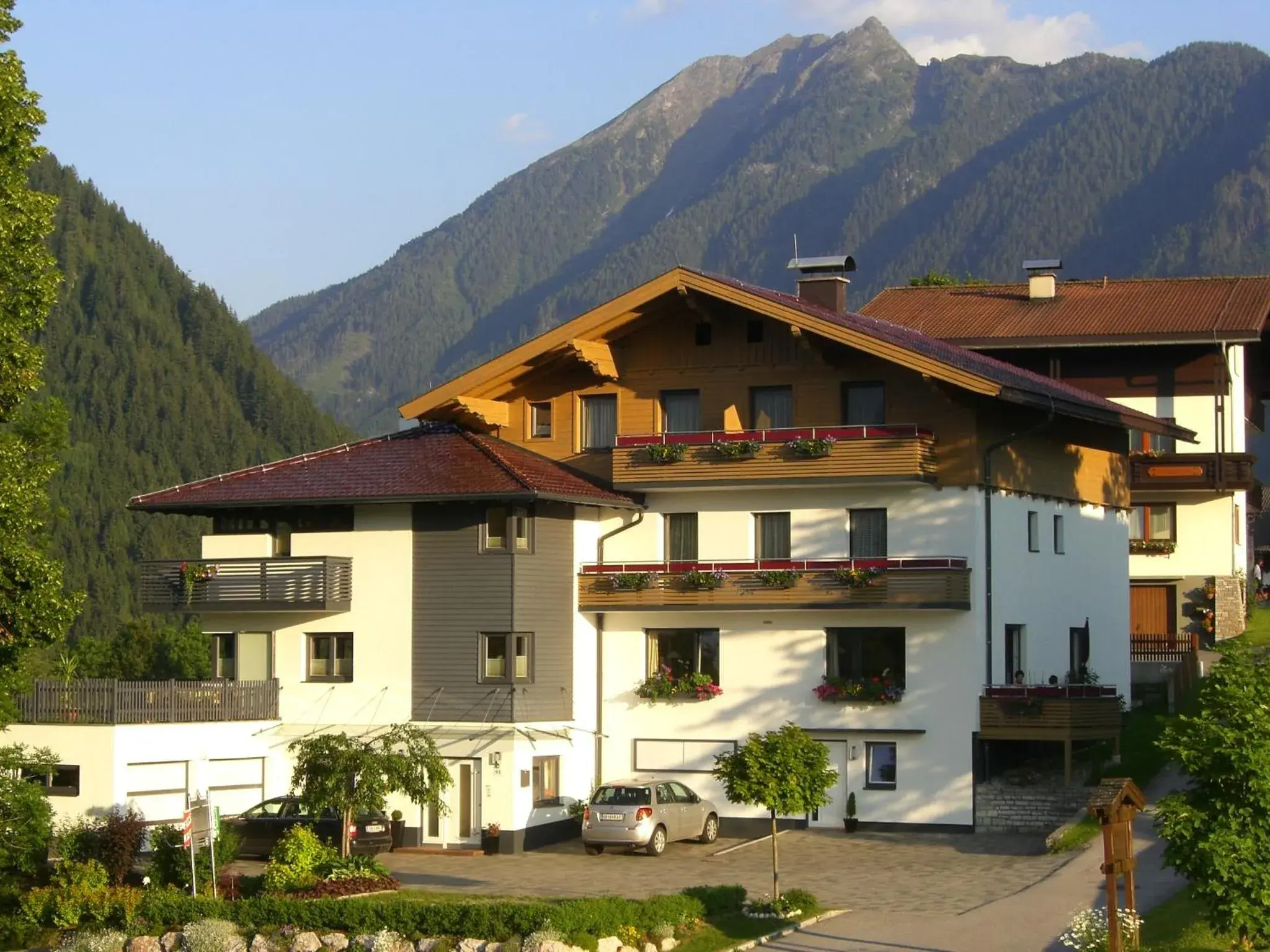 Edelweiss Apartments Edelweiss Apartments
