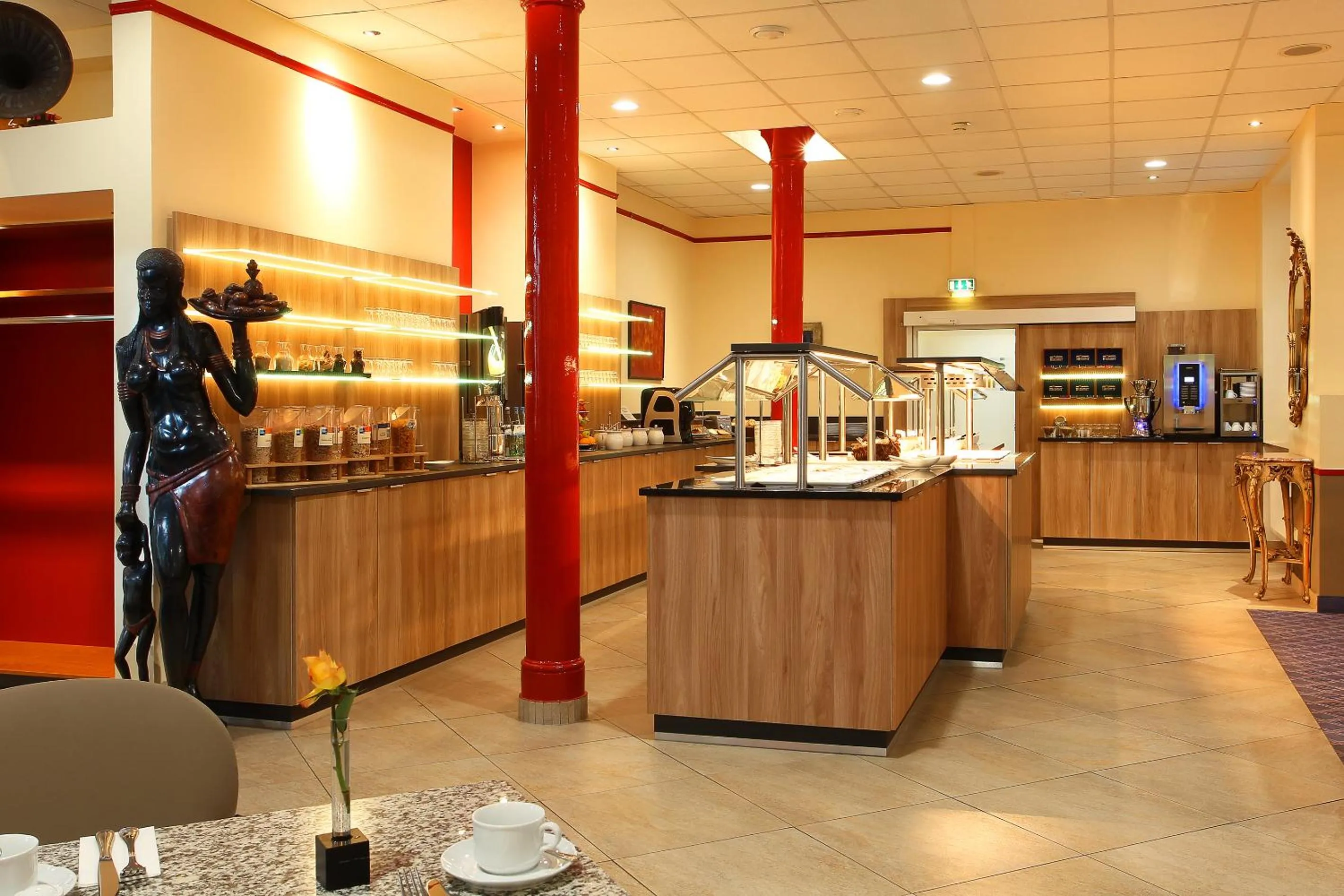 Coffee/tea facilities in Hotel Königshof am Funkturm Business