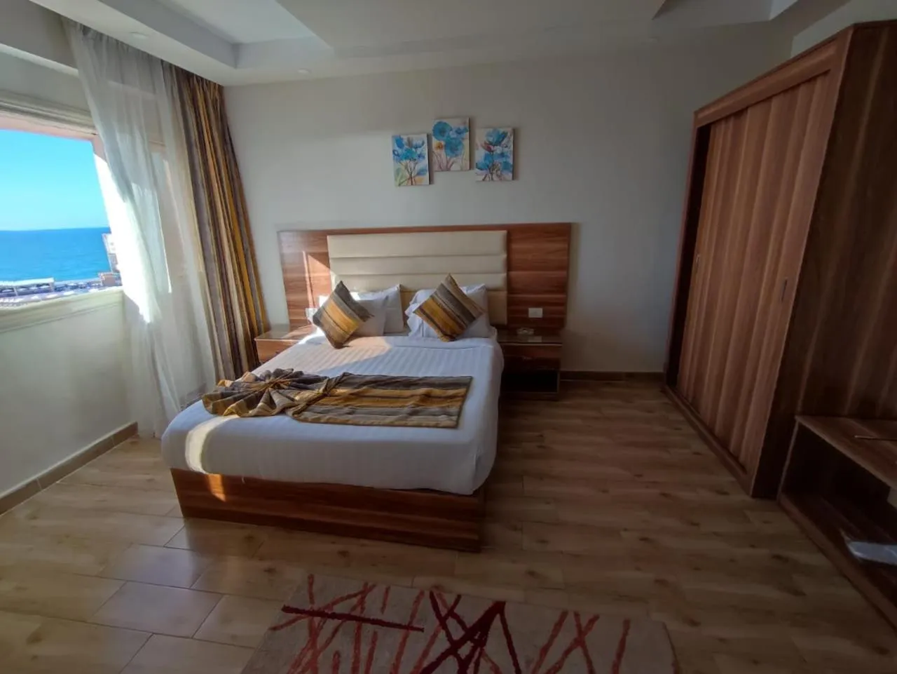 Property building, Bed in Jewel San Stefano Hotel