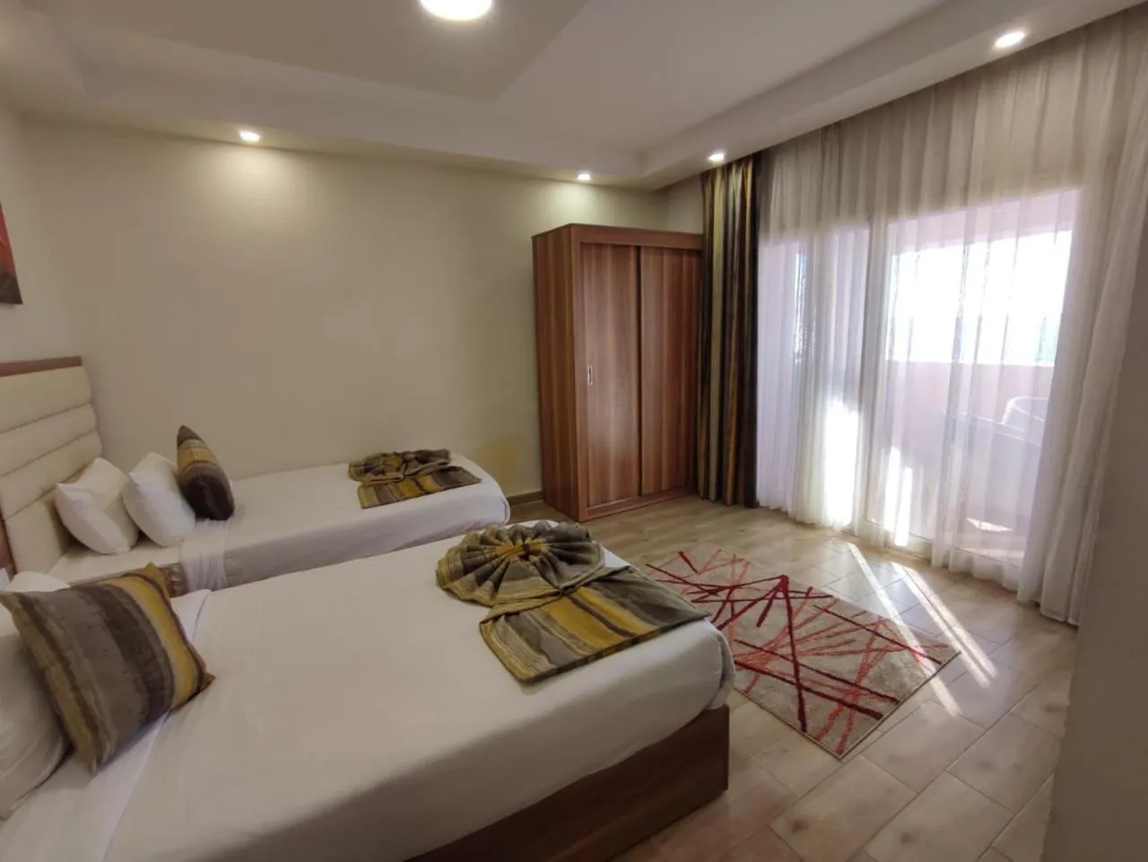 Property building, Bed in Jewel San Stefano Hotel