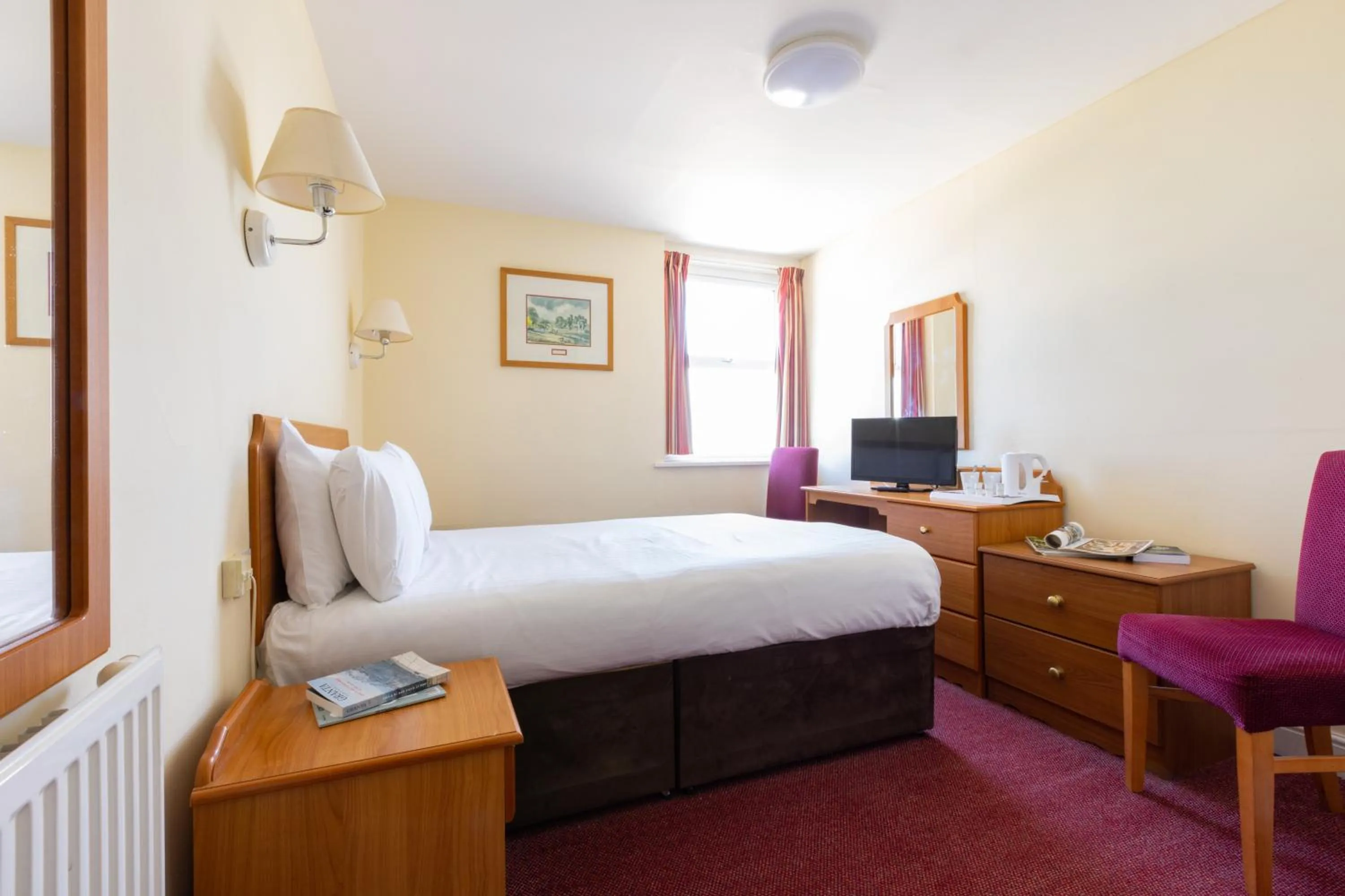 Bed in The County Hotel