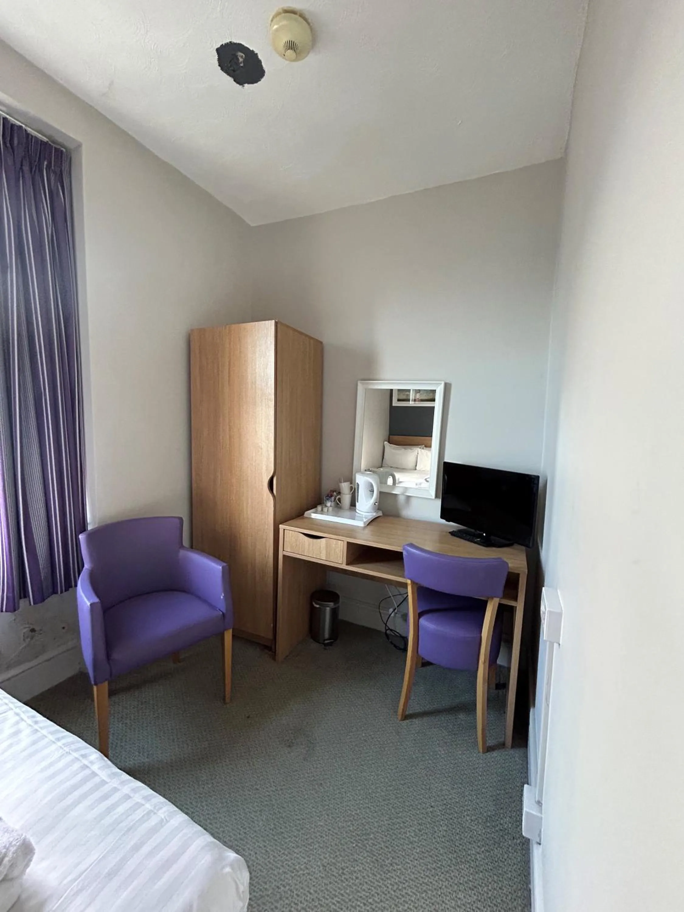 Bed in The County Hotel