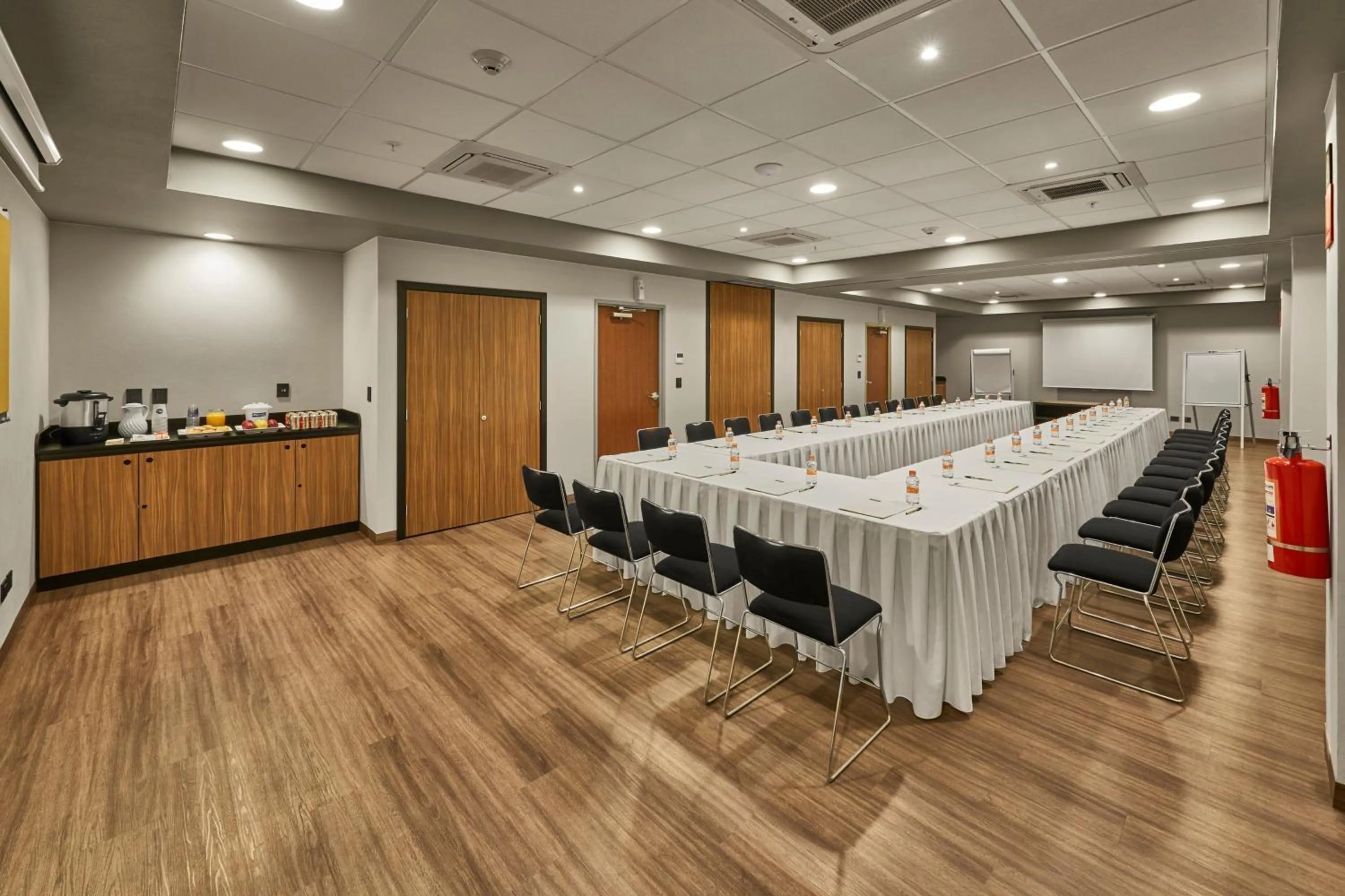 Meeting/conference room in City Express by Marriott Hermosillo Expo