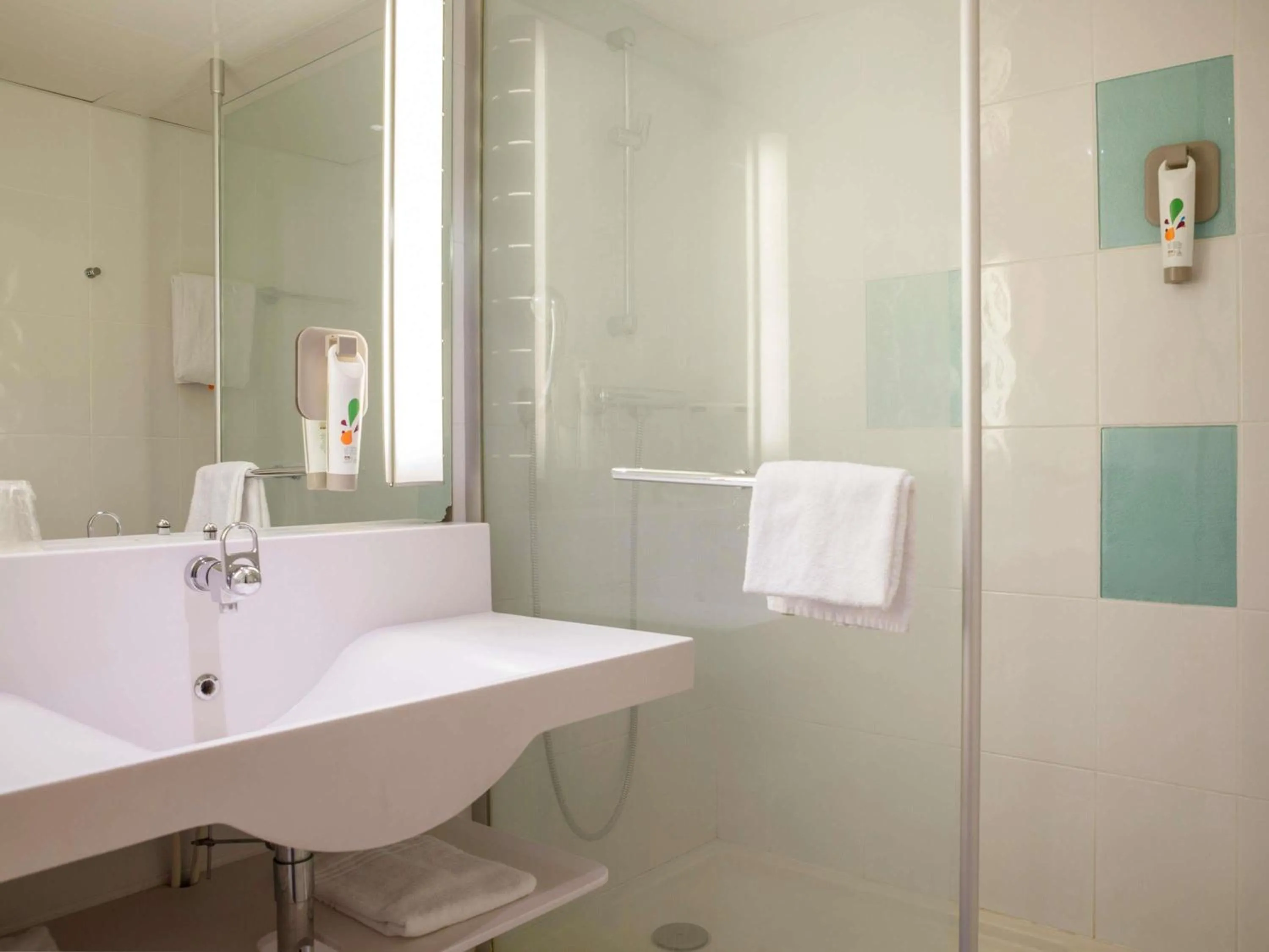 Bedroom in ibis Styles Tours Sud