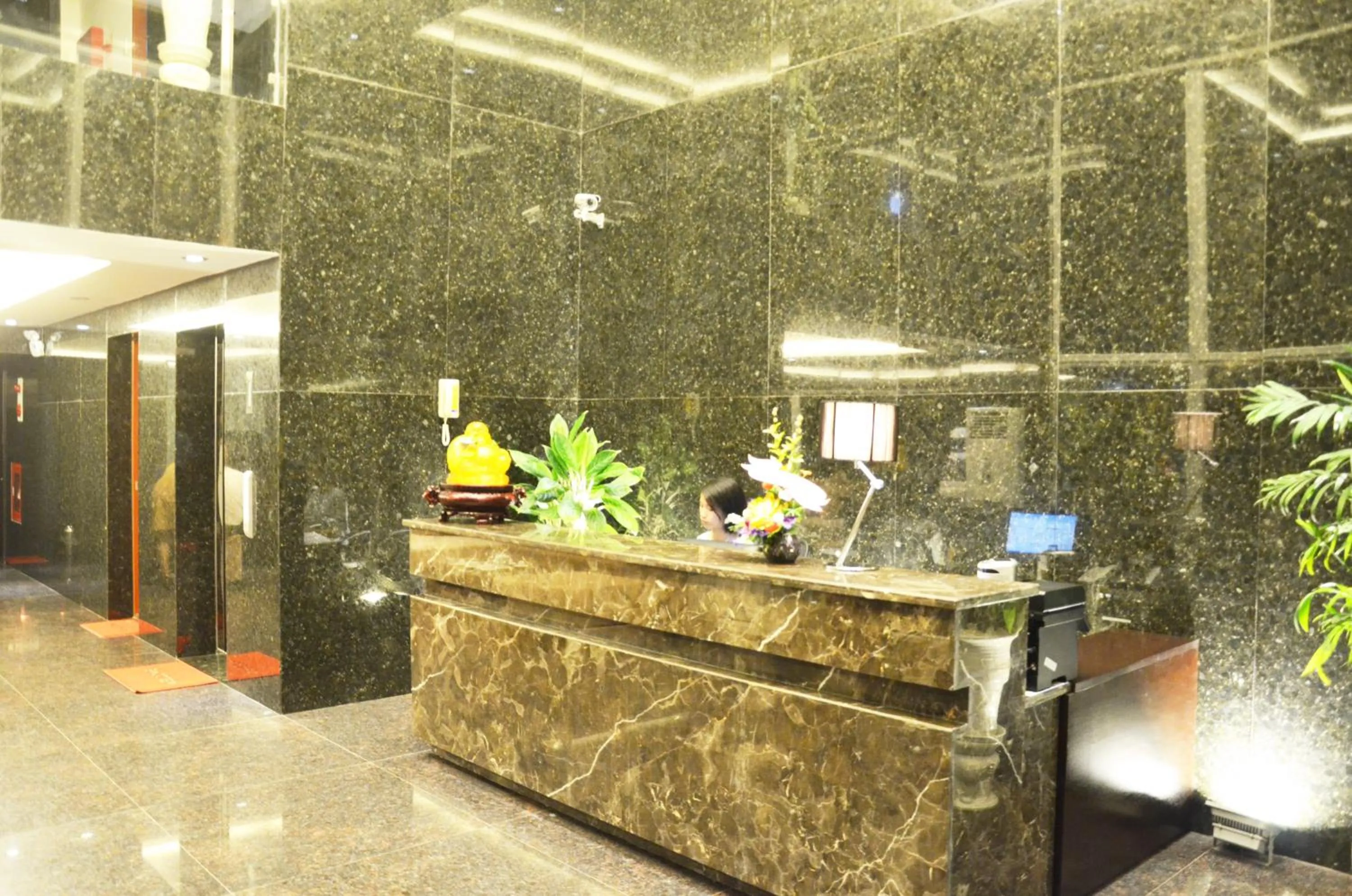 Lobby or reception in D&C Hotel
