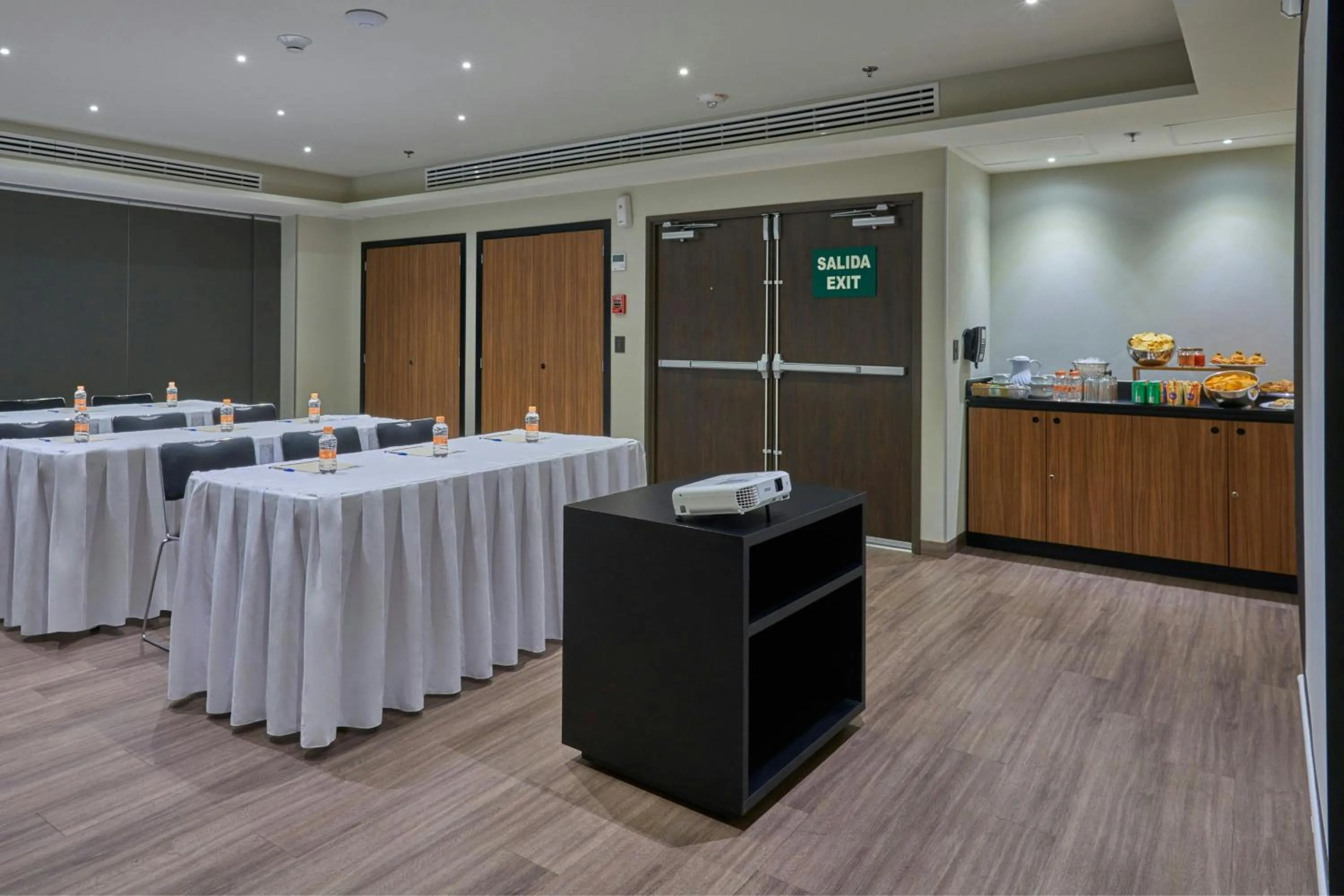 Meeting/conference room in City Express by Marriott Guaymas