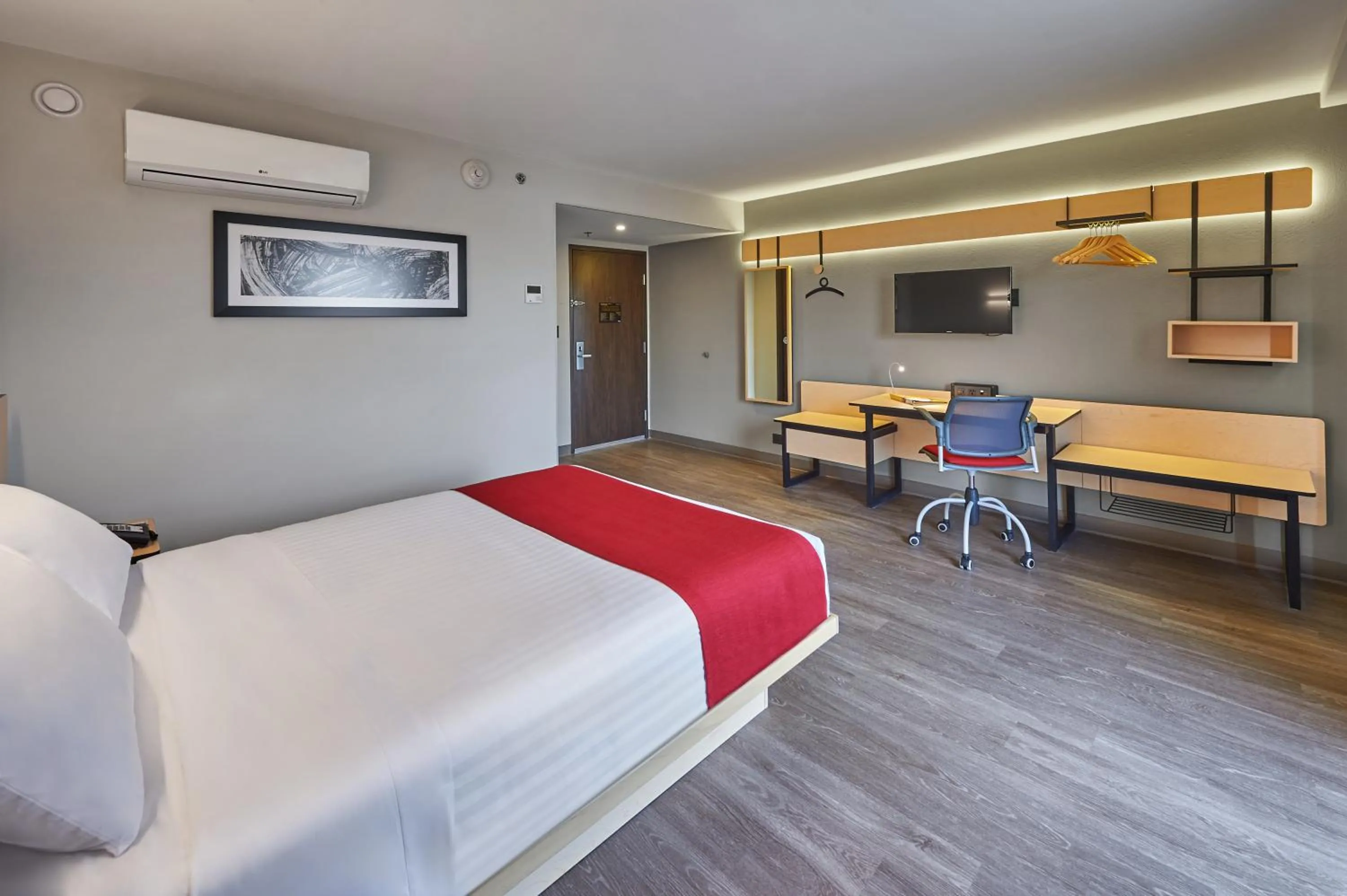 Area and facilities, Bed in City Express by Marriott Guaymas