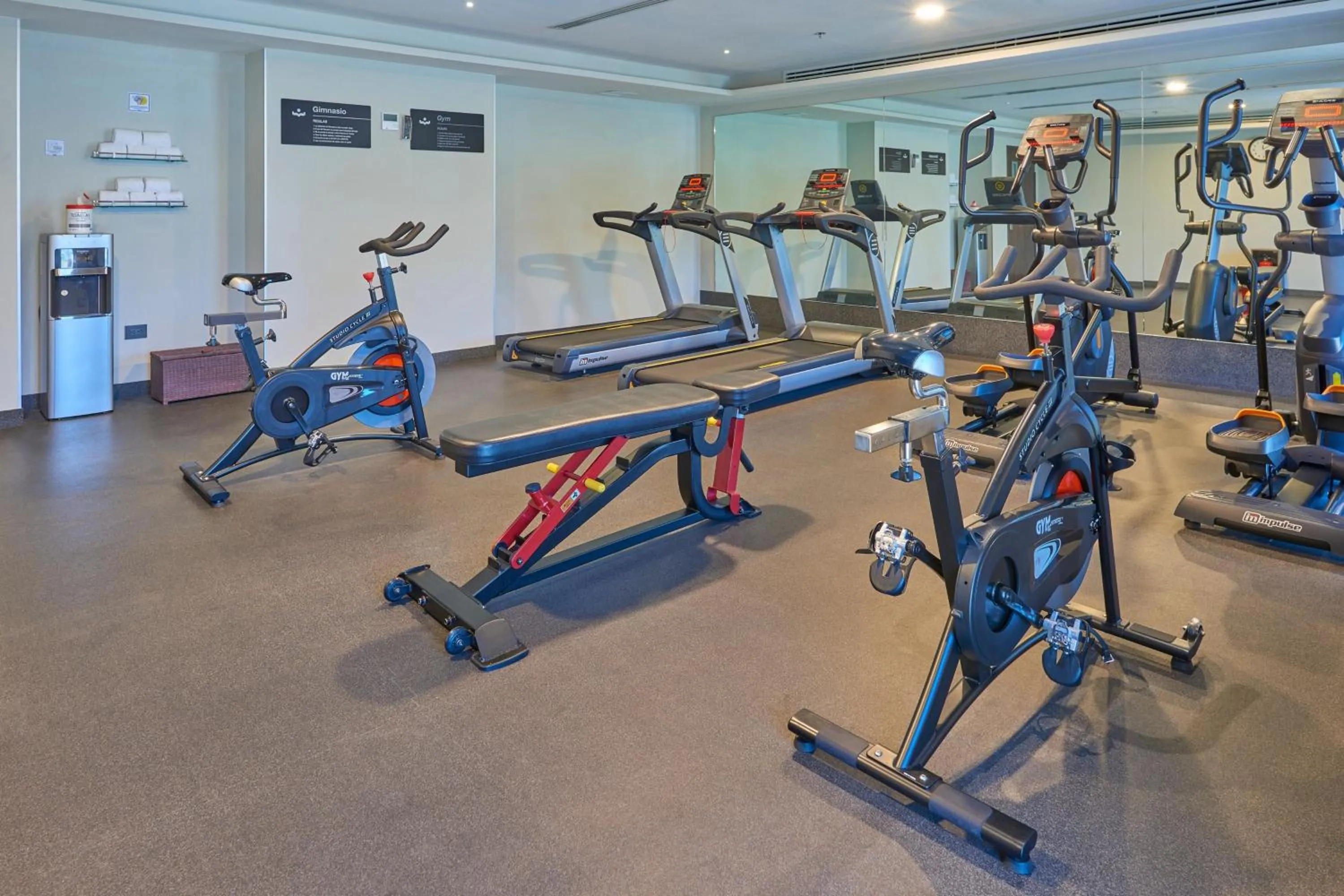 Fitness centre/facilities in City Express by Marriott Guaymas