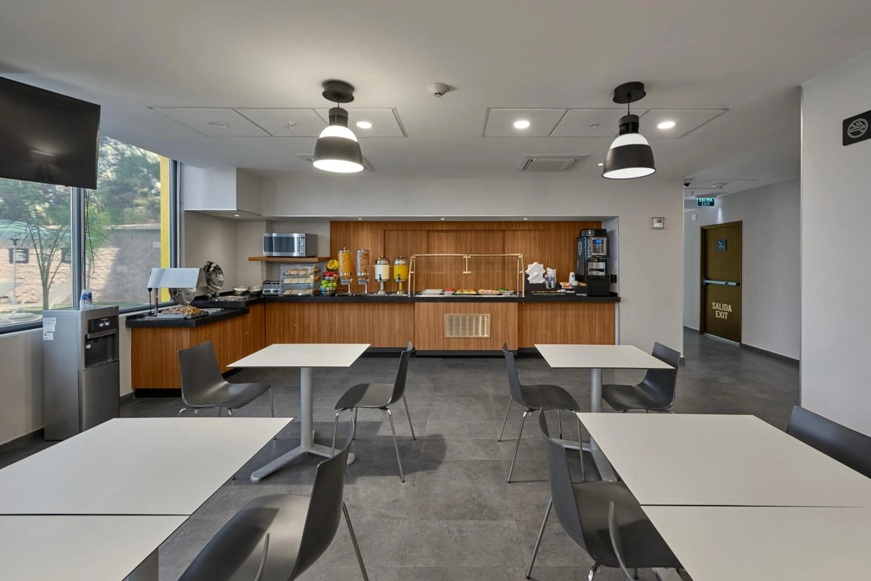 American breakfast in City Express by Marriott Guaymas