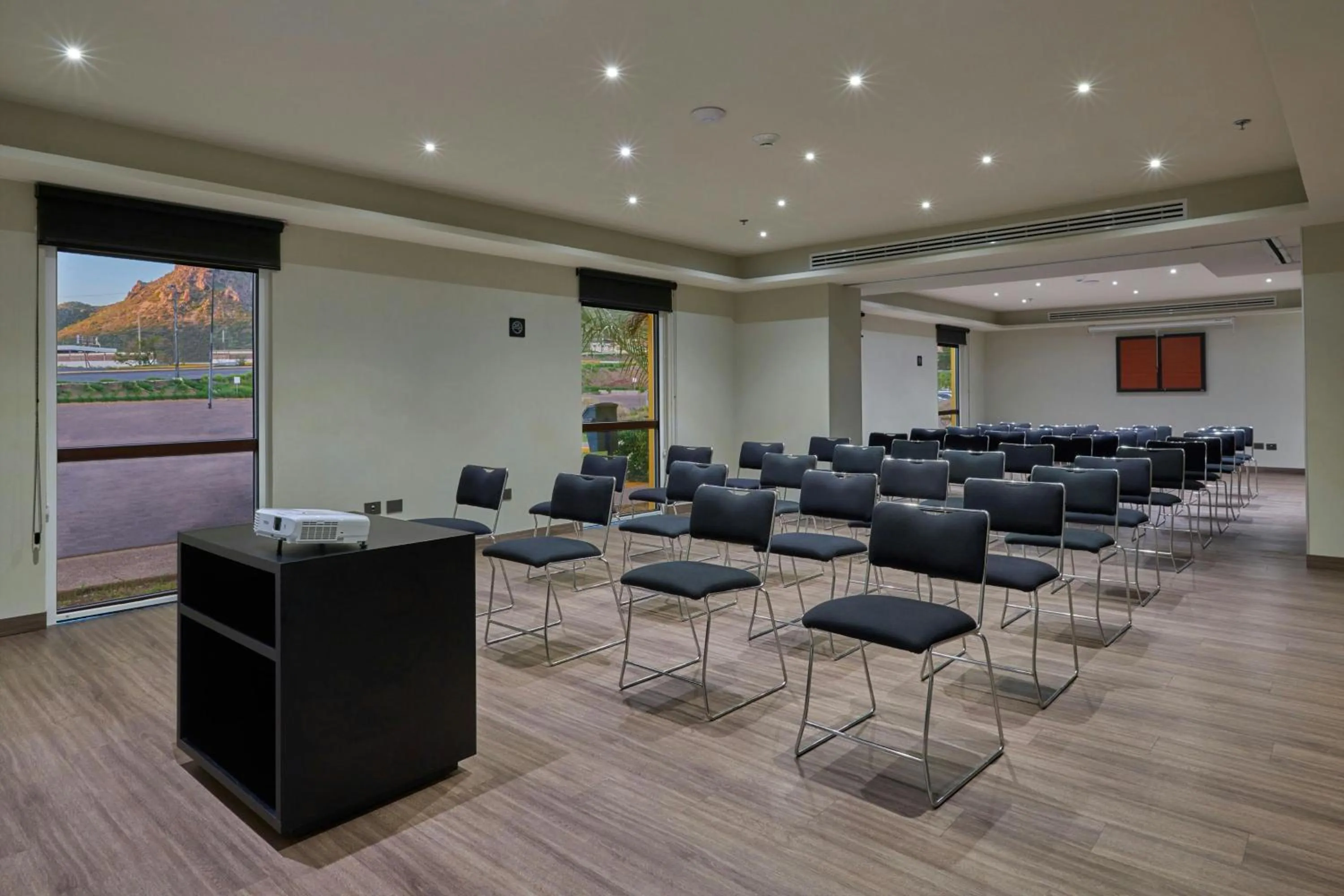 Meeting/conference room in City Express by Marriott Guaymas