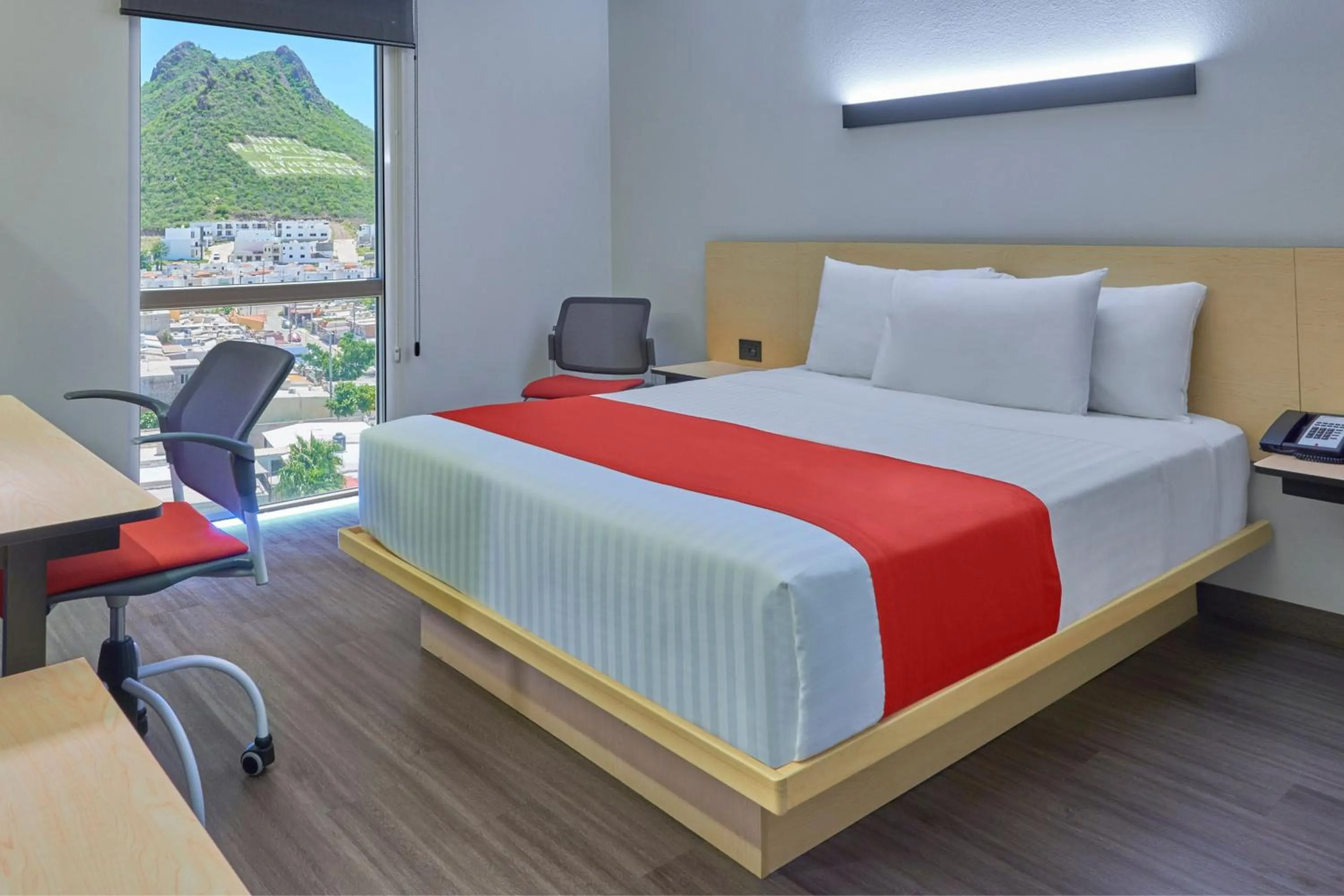 Bedroom, Bed in City Express by Marriott Guaymas