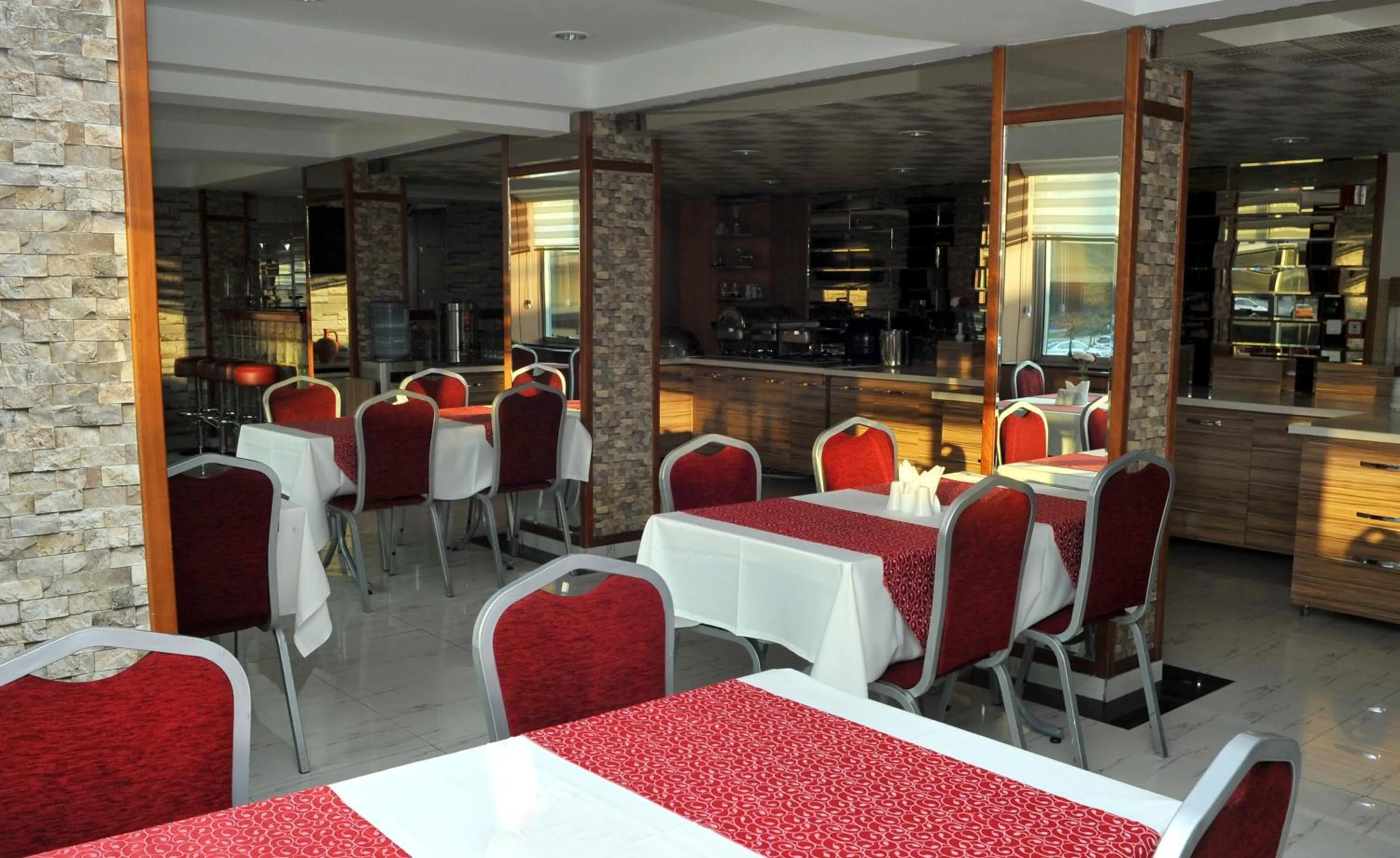 Restaurant/places to eat in Lion City Hotel Ankara