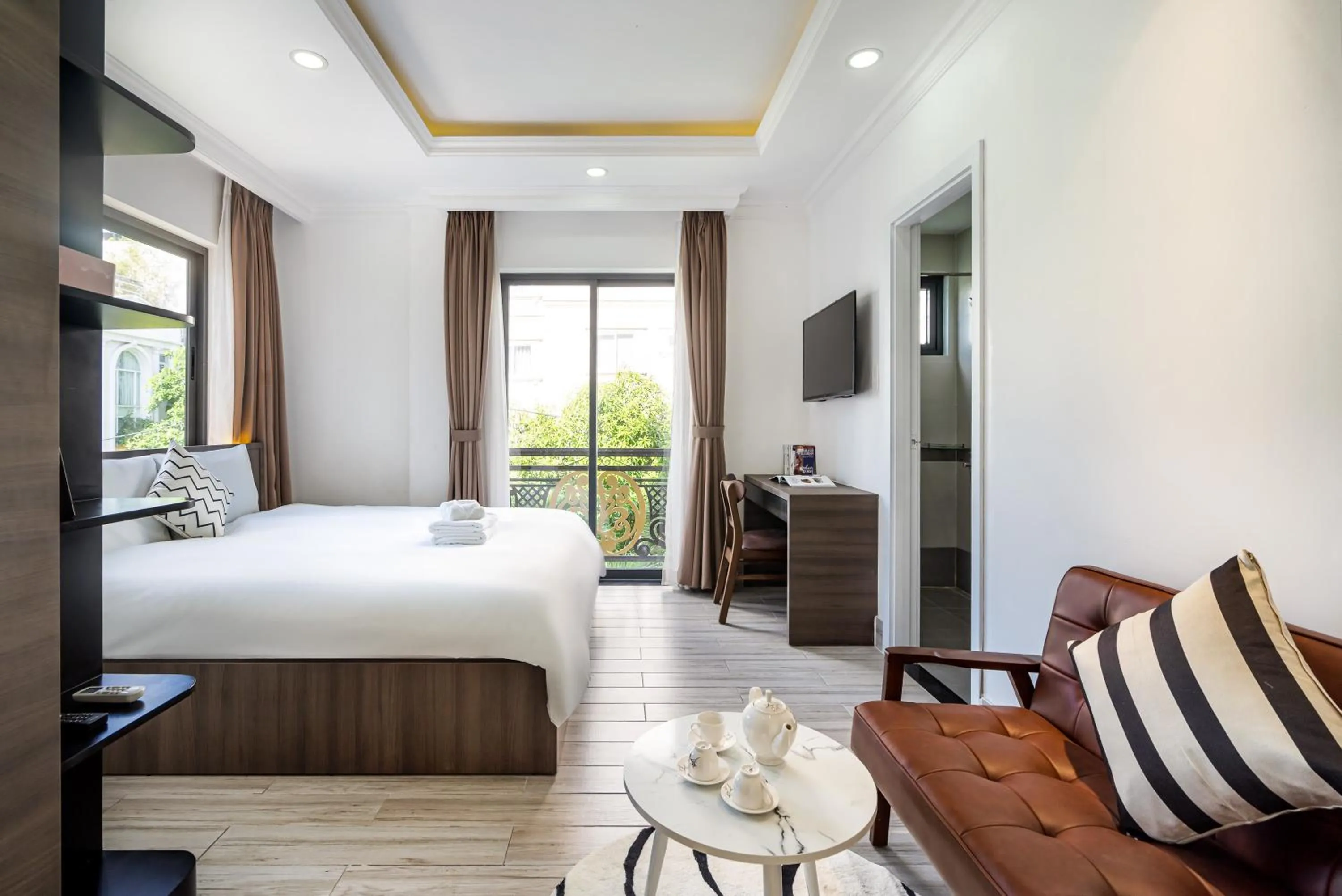 Photo of the whole room, Bed in The Royal LandPark - Phu My Hung