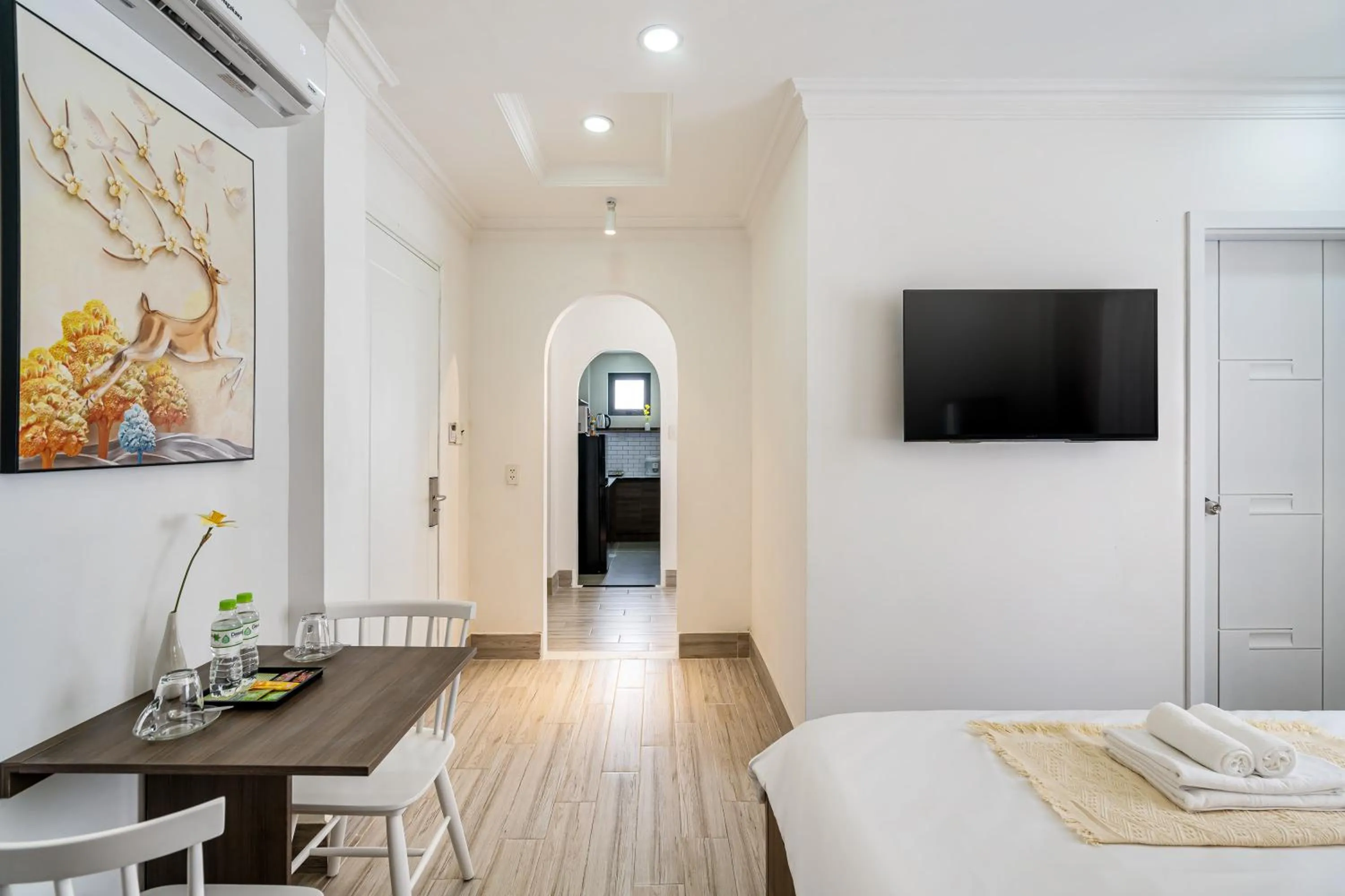 Photo of the whole room, Bed in The Royal LandPark - Phu My Hung