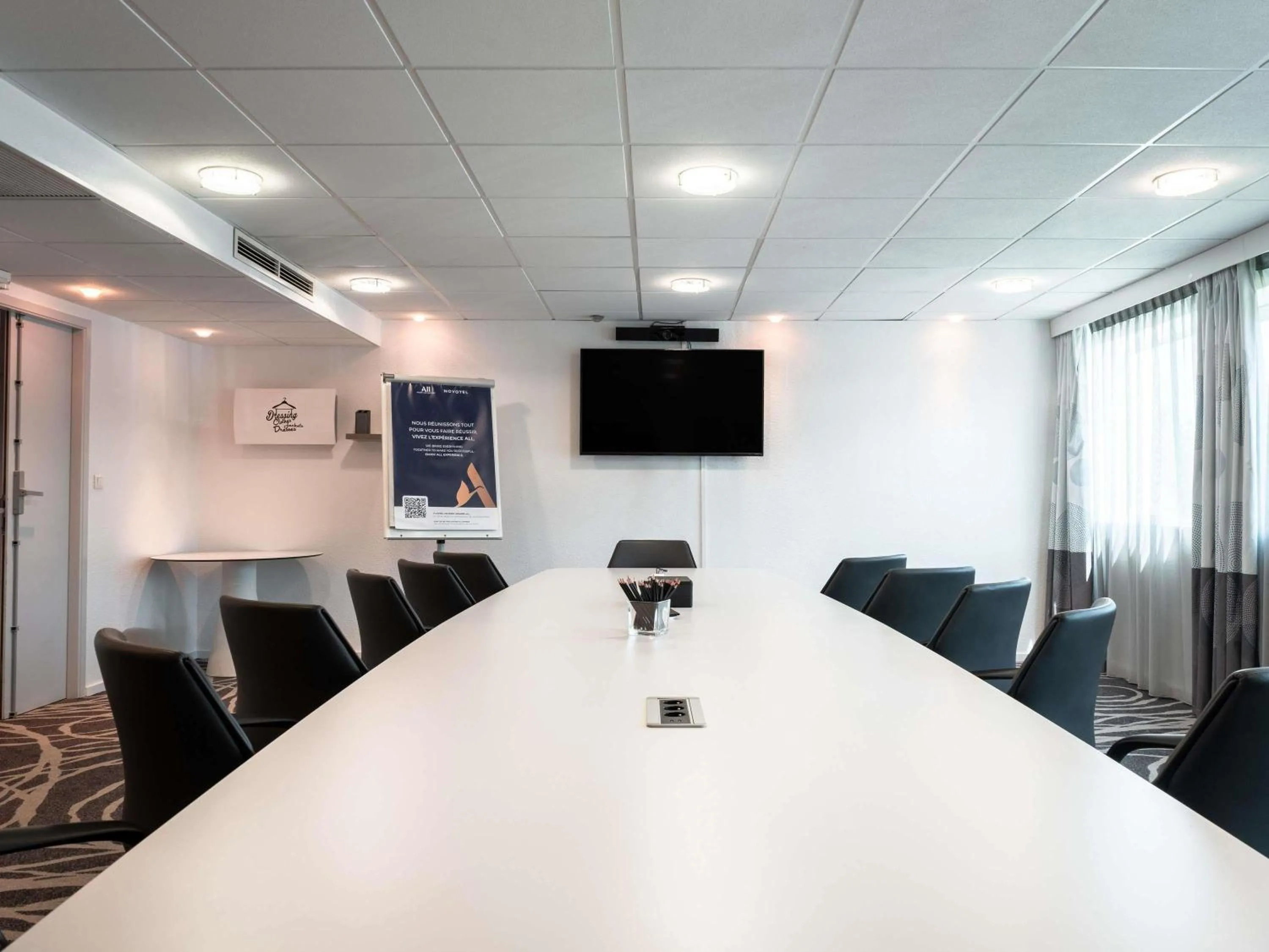 Meeting/conference room in Novotel Chartres