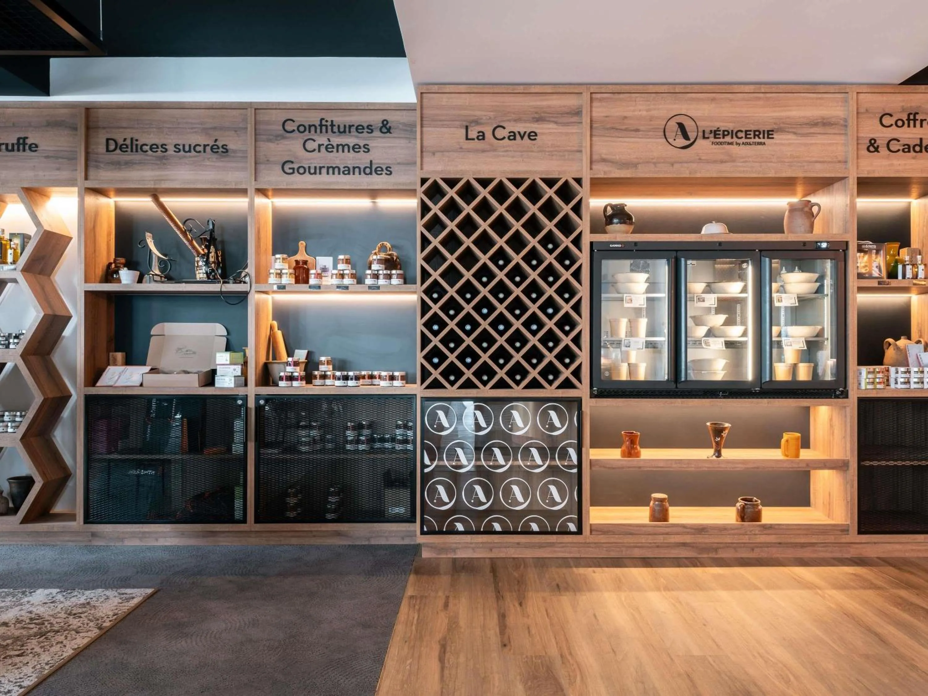 Property building in Novotel Chartres