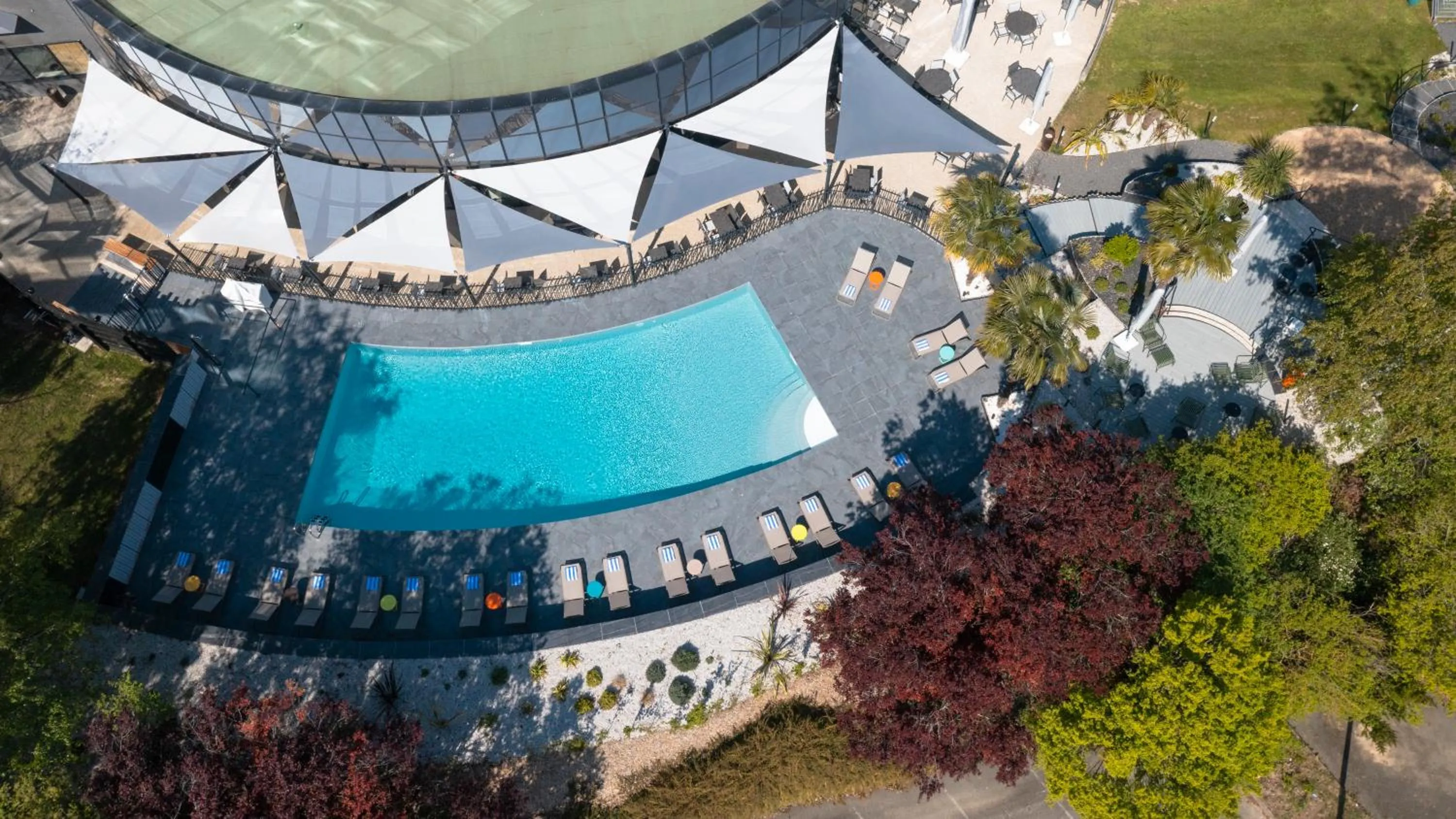 Bird's eye view in Novotel Poitiers Site du Futuroscope