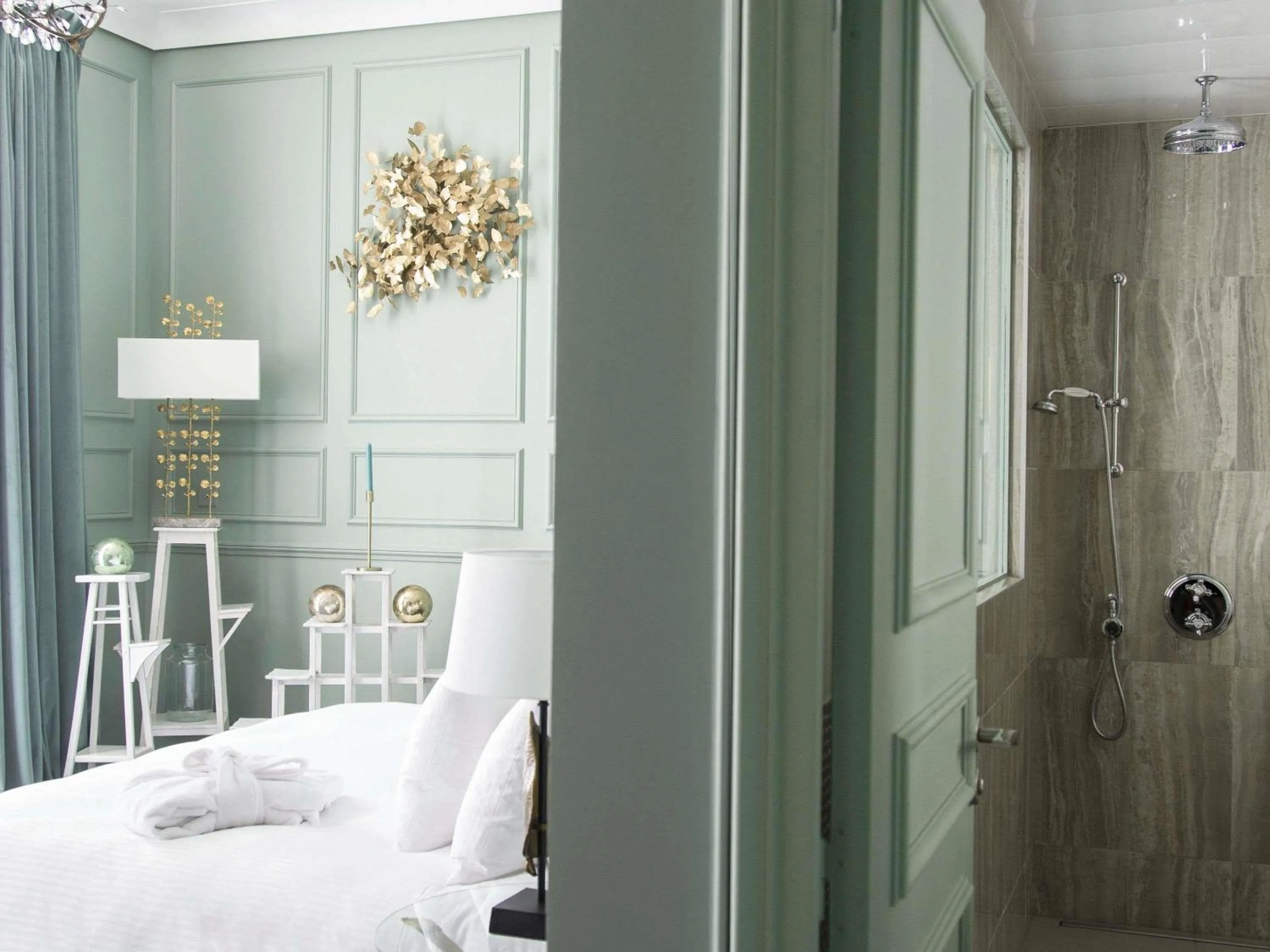 Bedroom, Bed in Hotel Novotel Domaine de Maffliers - Paris Val-d'Oise