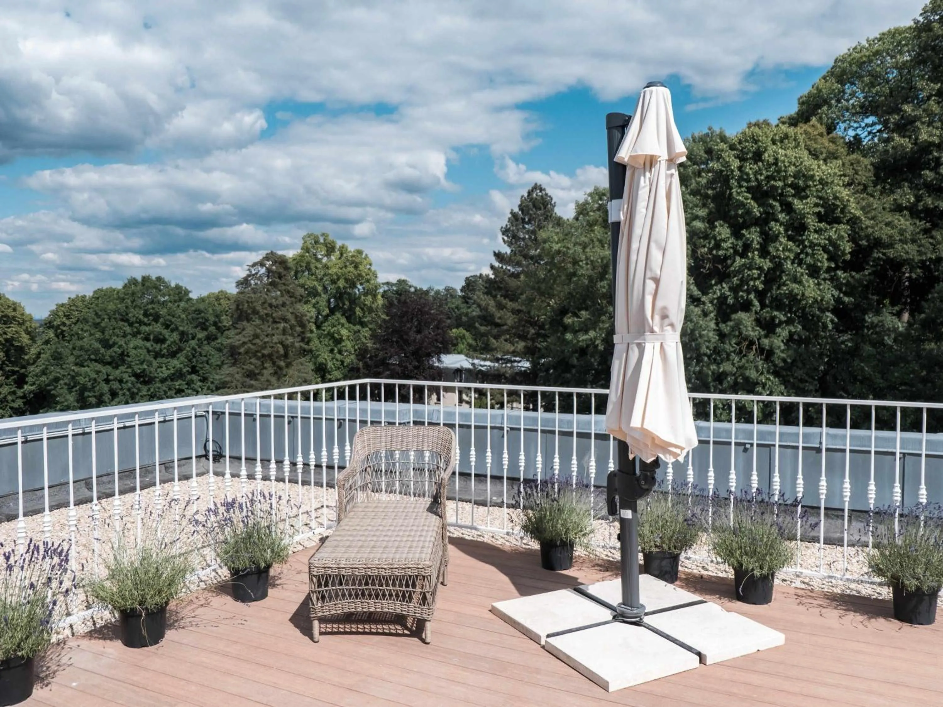 Bedroom in Hotel Novotel Domaine de Maffliers - Paris Val-d'Oise