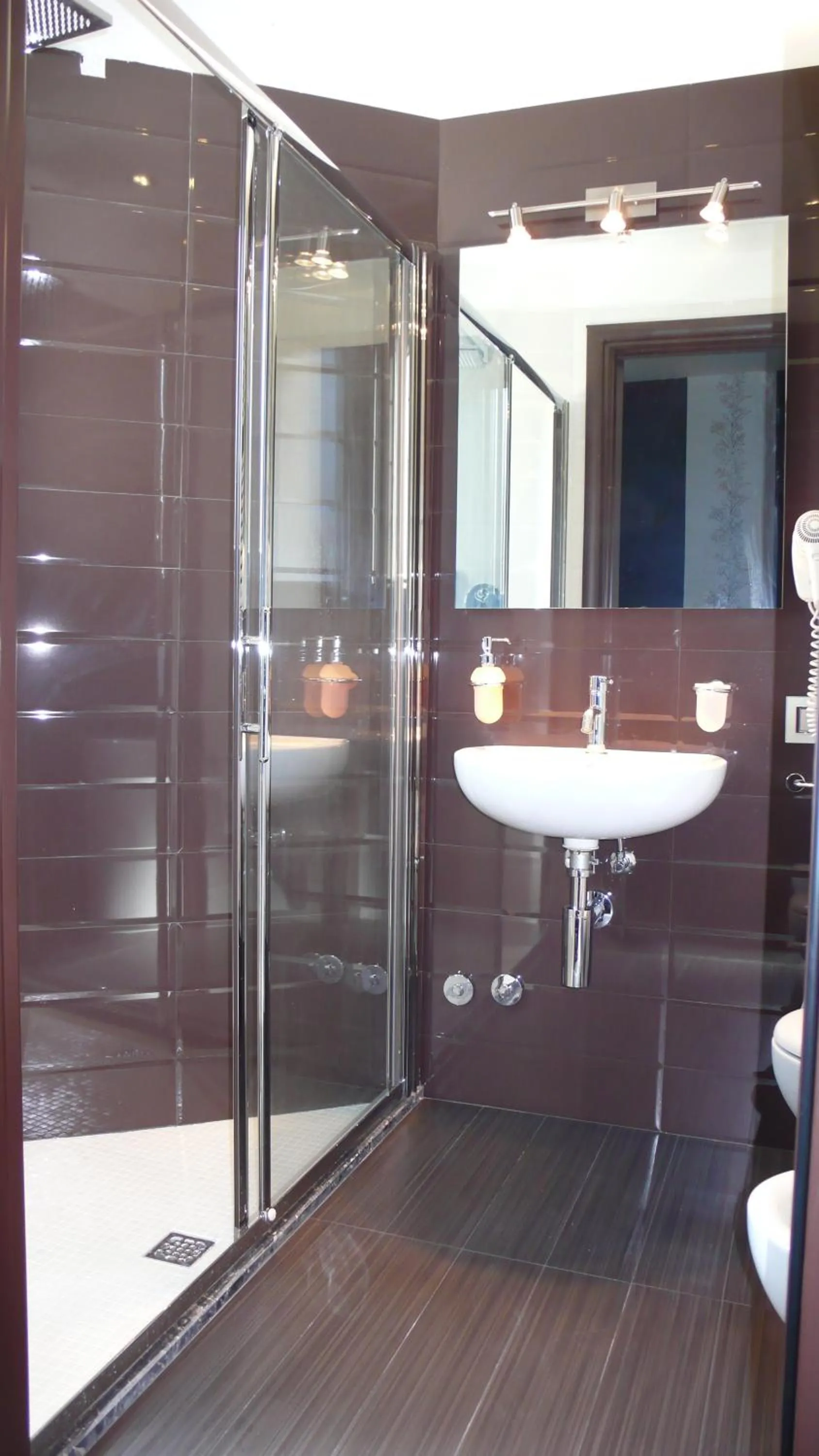 Bathroom in Hotel Vistamare