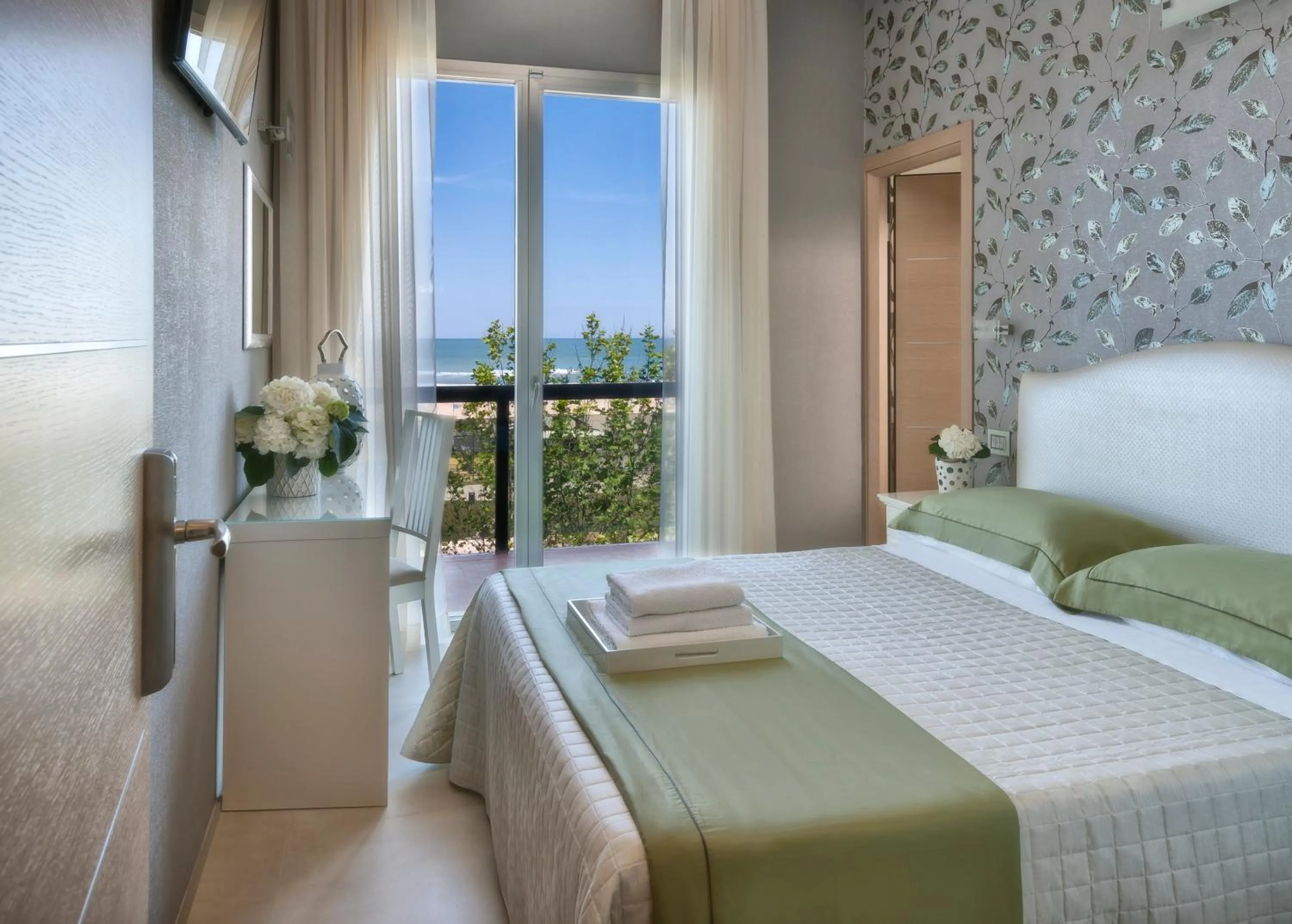 Photo of the whole room, Bed in Hotel Vistamare