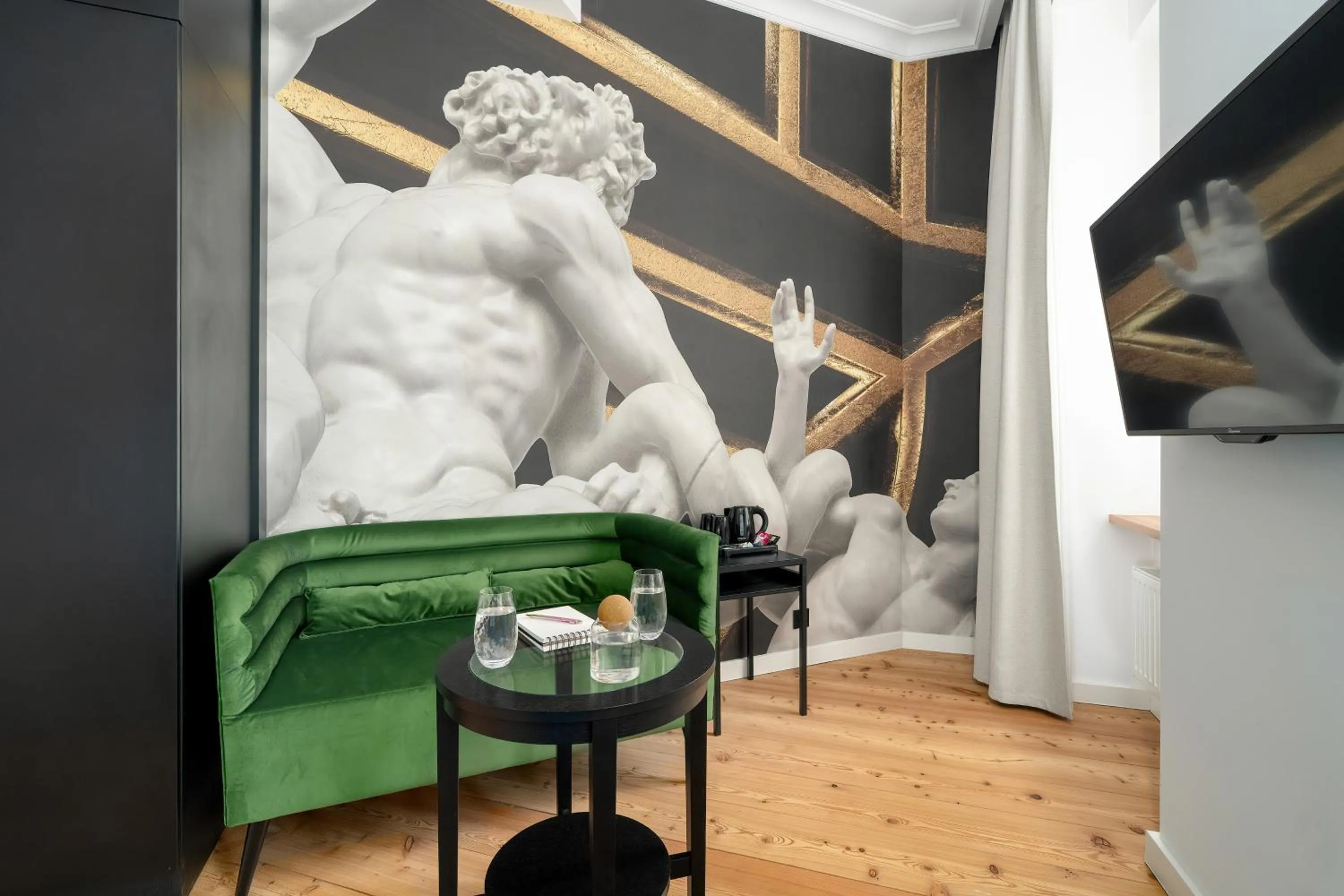 TV and multimedia in Apartamenty Schoeps Residence by Noclegi Renters