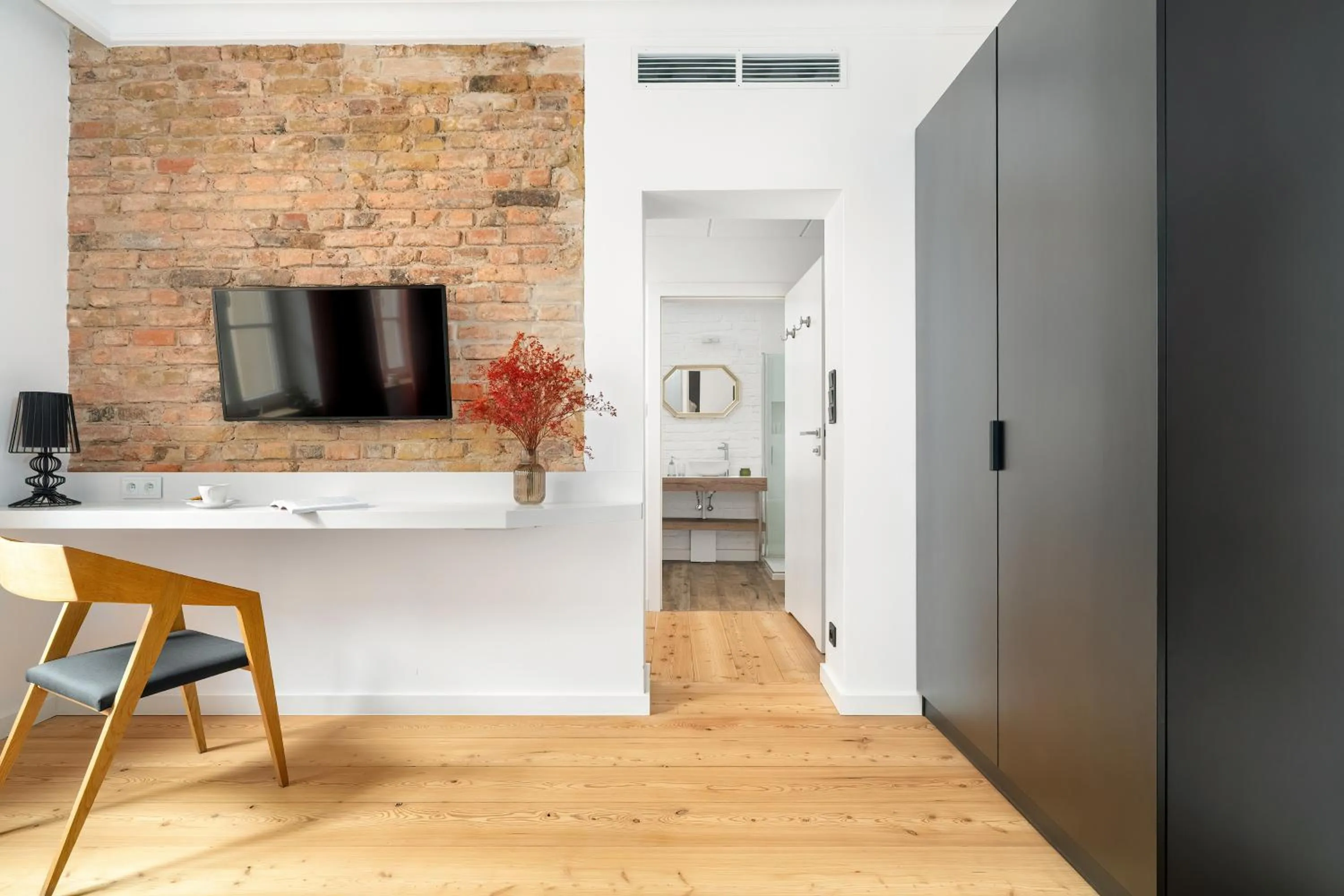 TV and multimedia in Apartamenty Schoeps Residence by Noclegi Renters